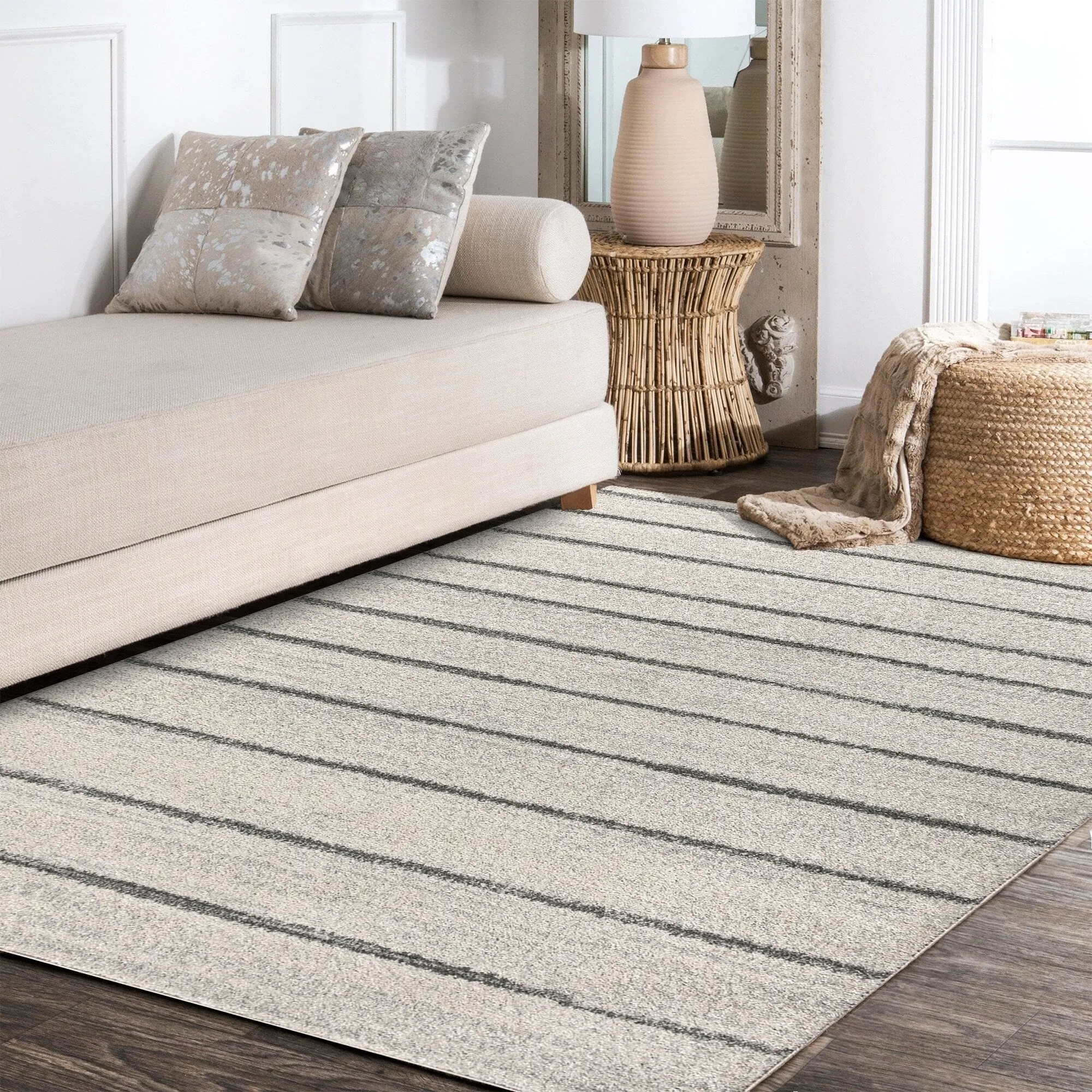 JONATHAN Y Alia Minimalist Stripe Area Rug