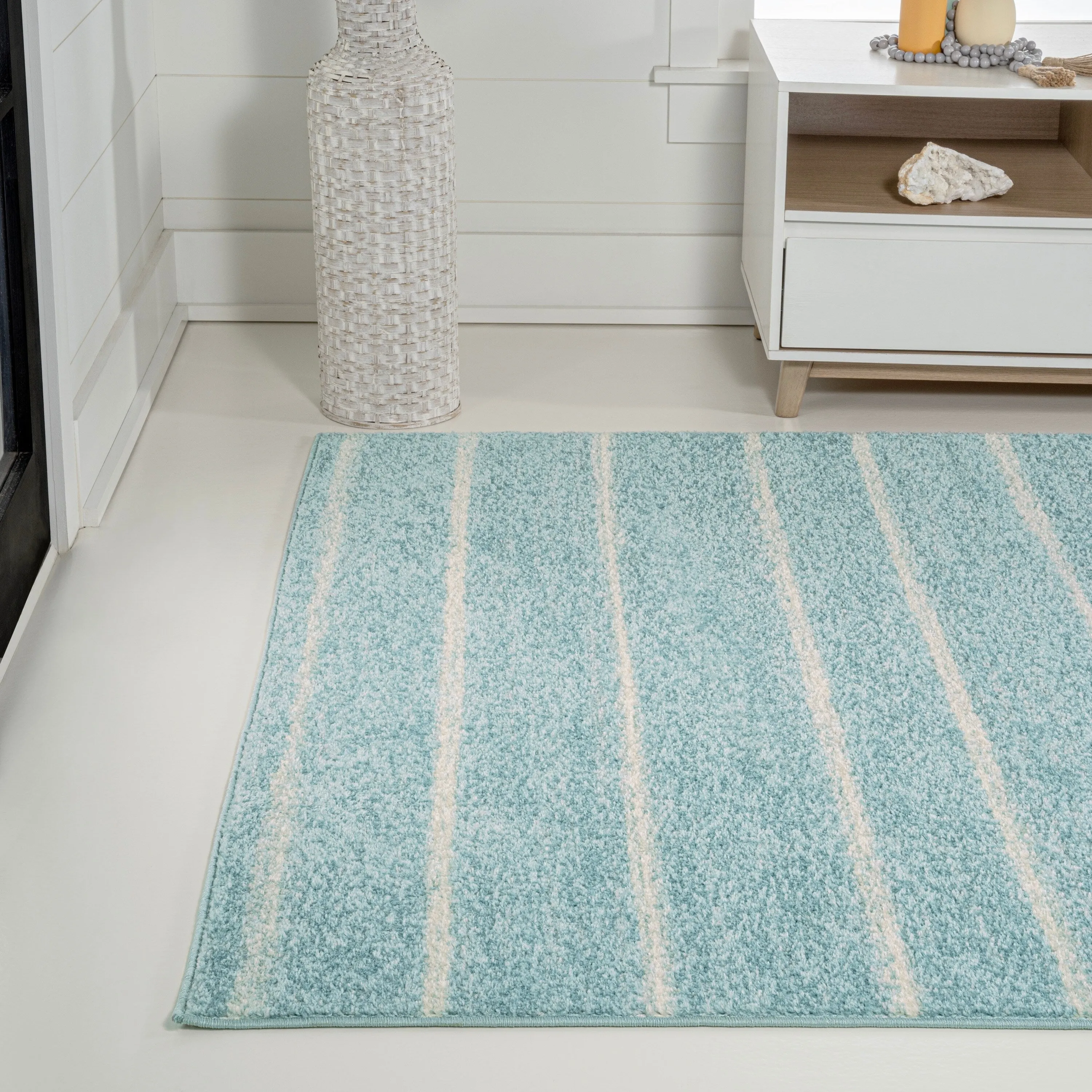 JONATHAN Y Alia Minimalist Stripe Area Rug
