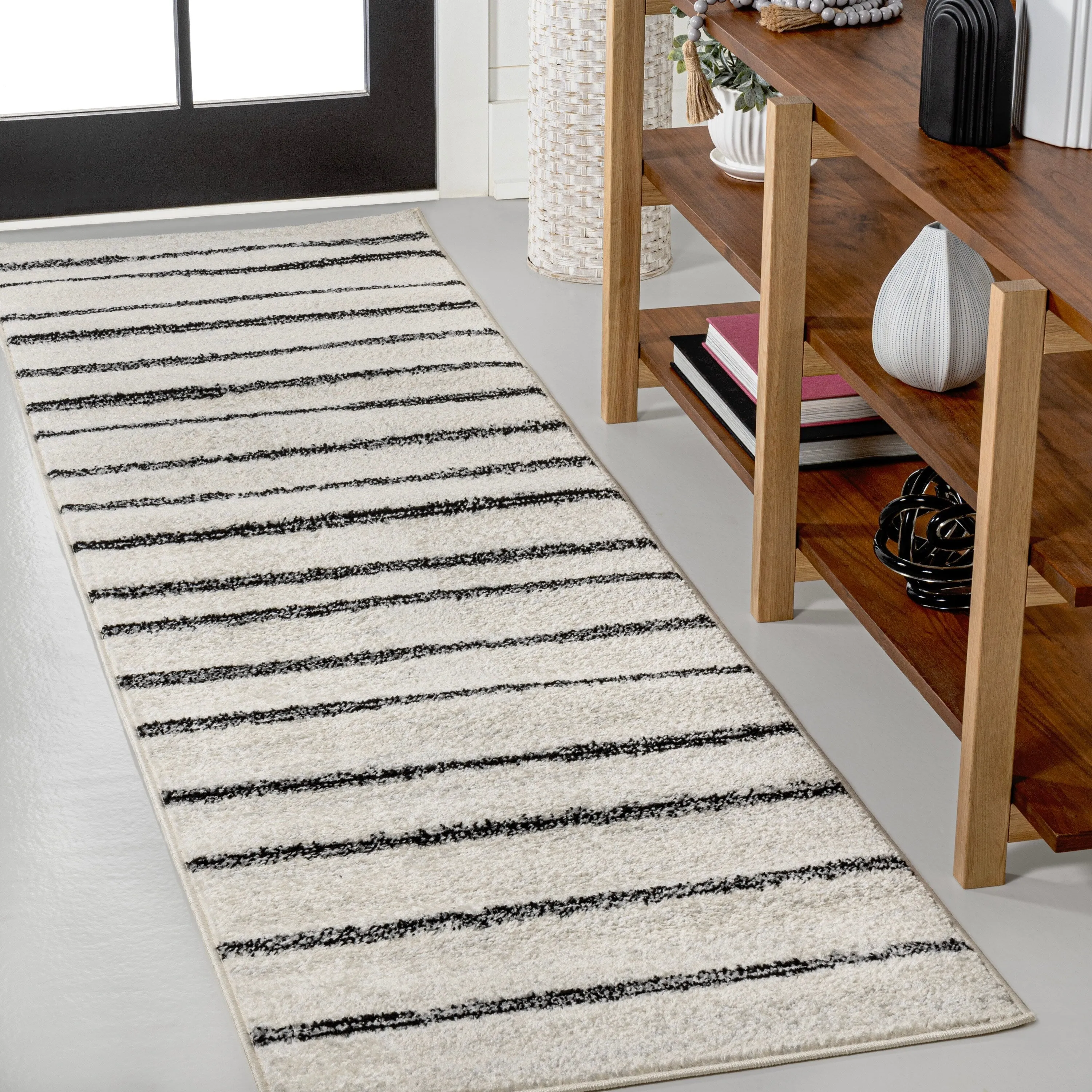 JONATHAN Y Alia Minimalist Stripe Area Rug