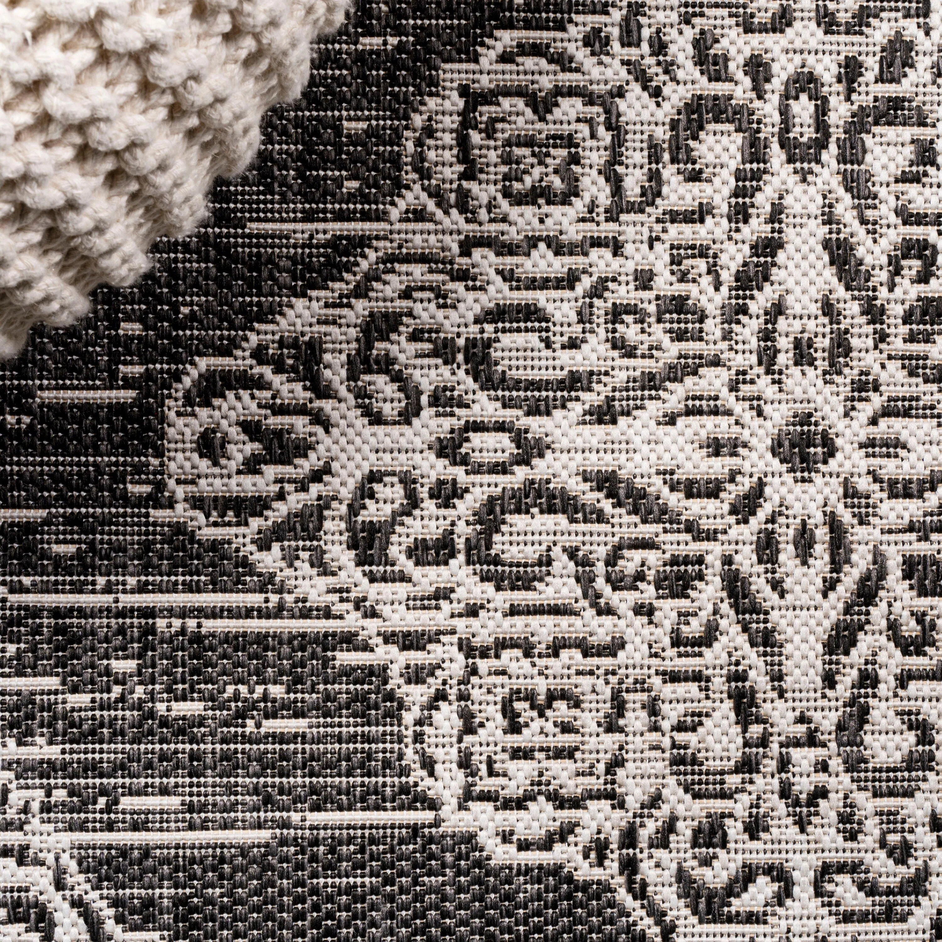 JONATHAN Y Arabesque Ornate Medallions Indoor/Outdoor Area Rug