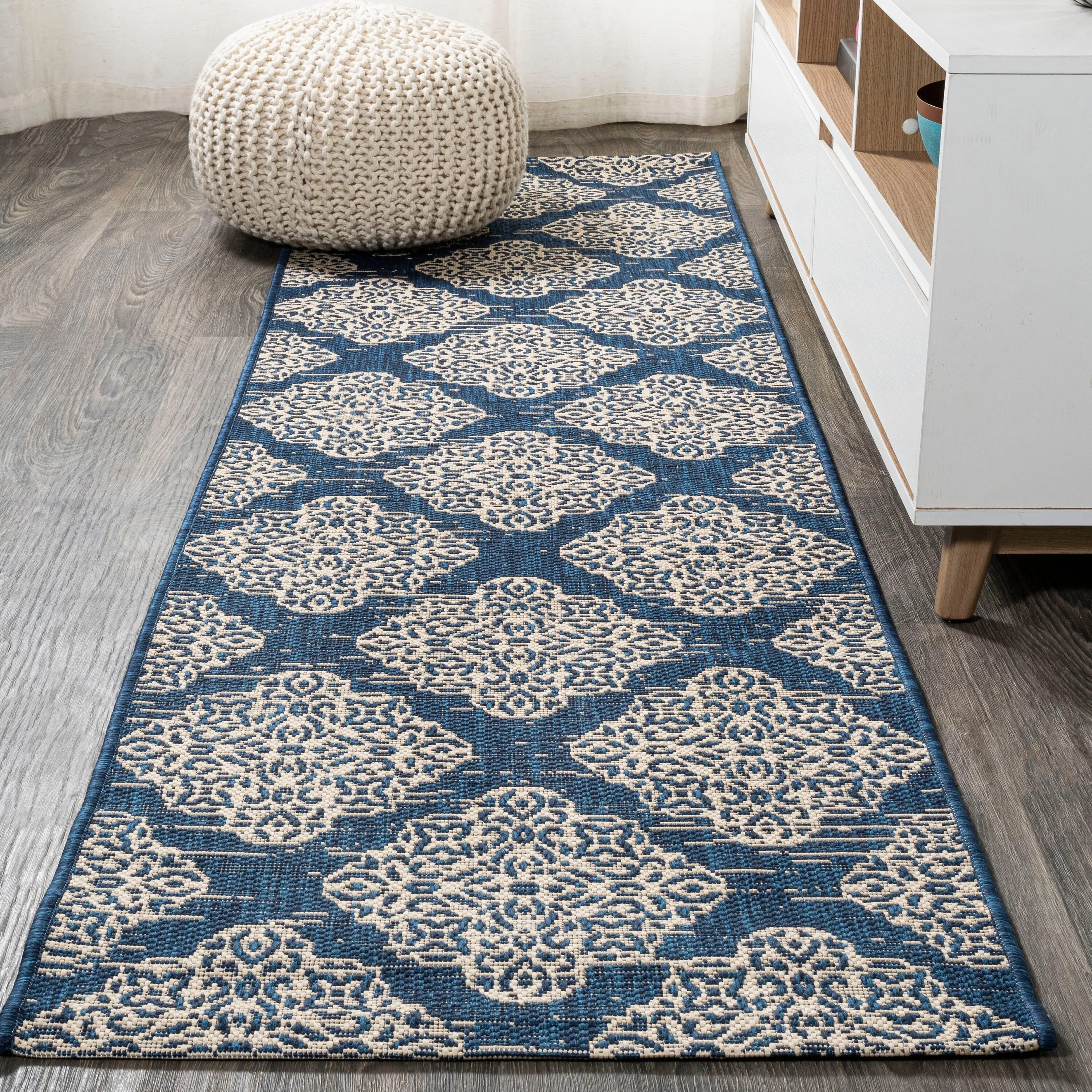 JONATHAN Y Arabesque Ornate Medallions Indoor/Outdoor Area Rug