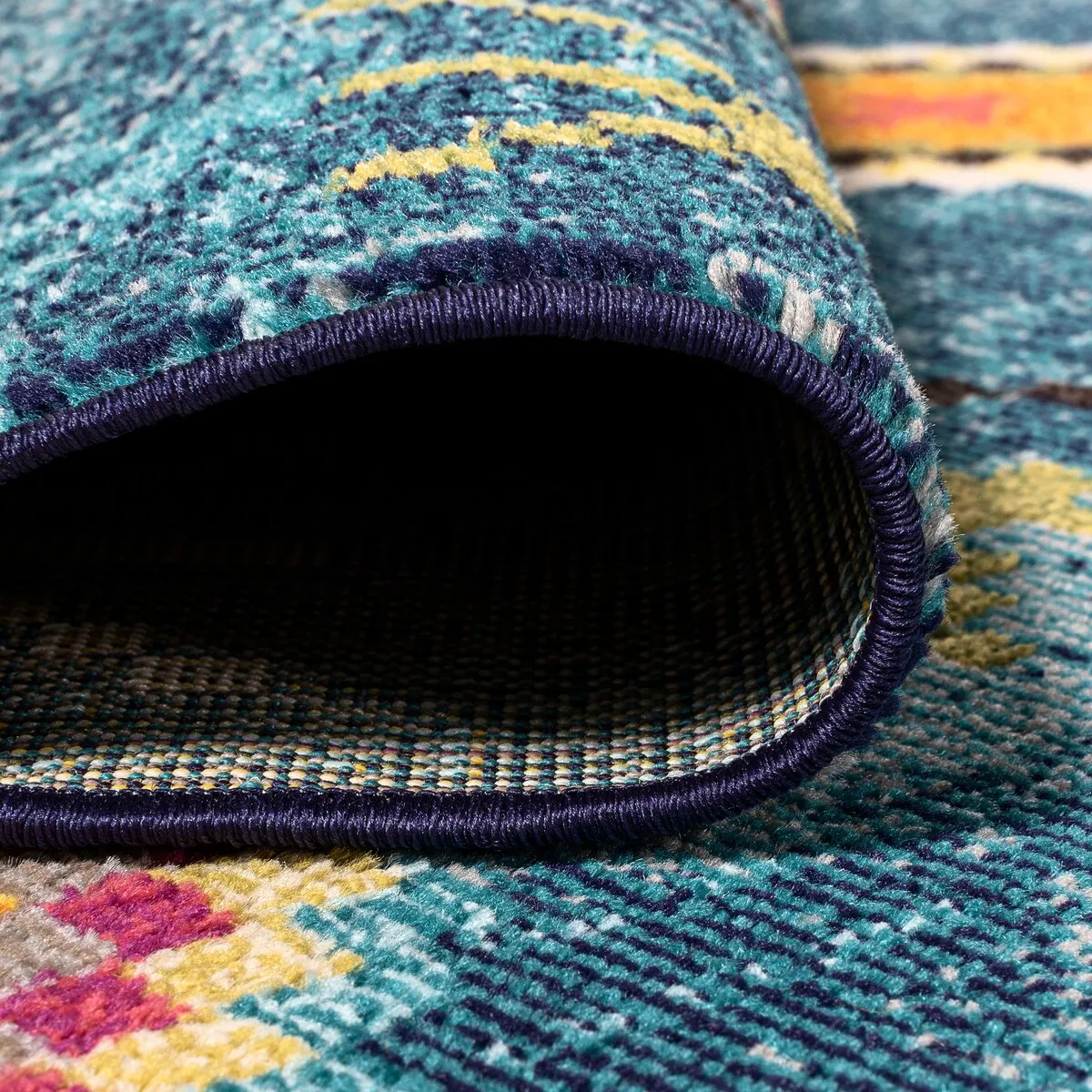 JONATHAN Y Arta Love Geometric Area Rug