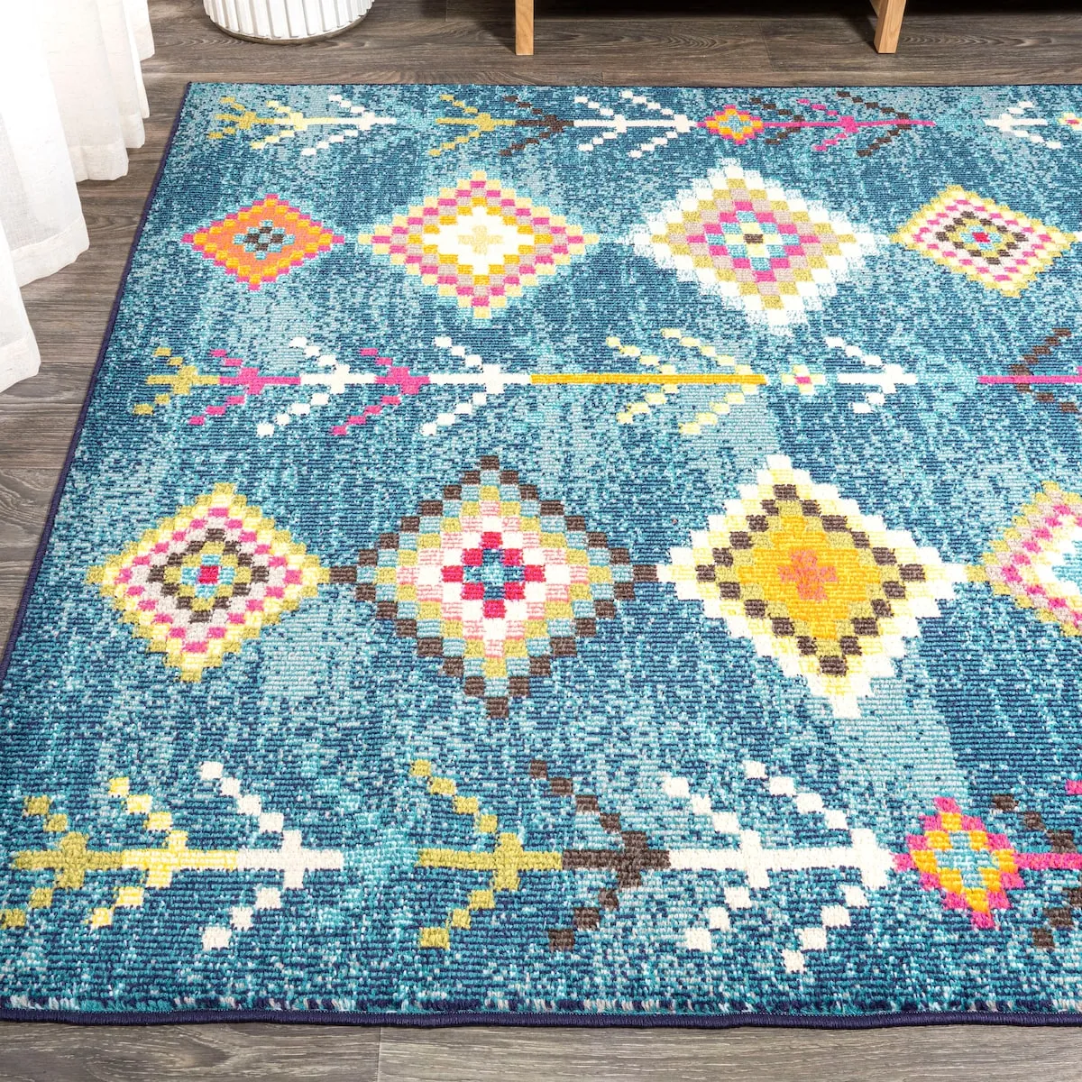 JONATHAN Y Arta Love Geometric Area Rug