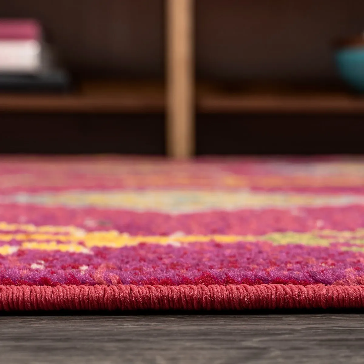 JONATHAN Y Arta Love Geometric Area Rug