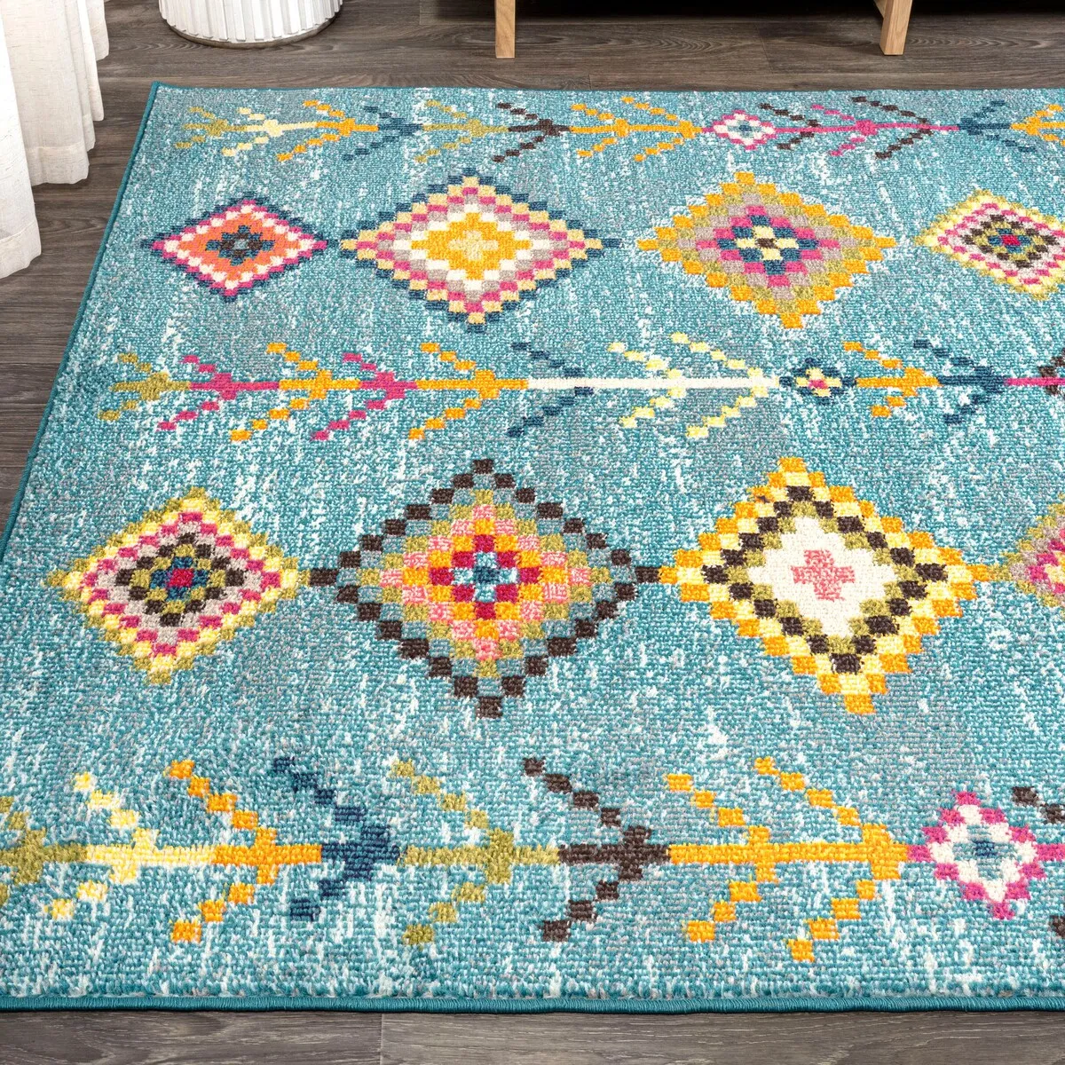 JONATHAN Y Arta Love Geometric Area Rug