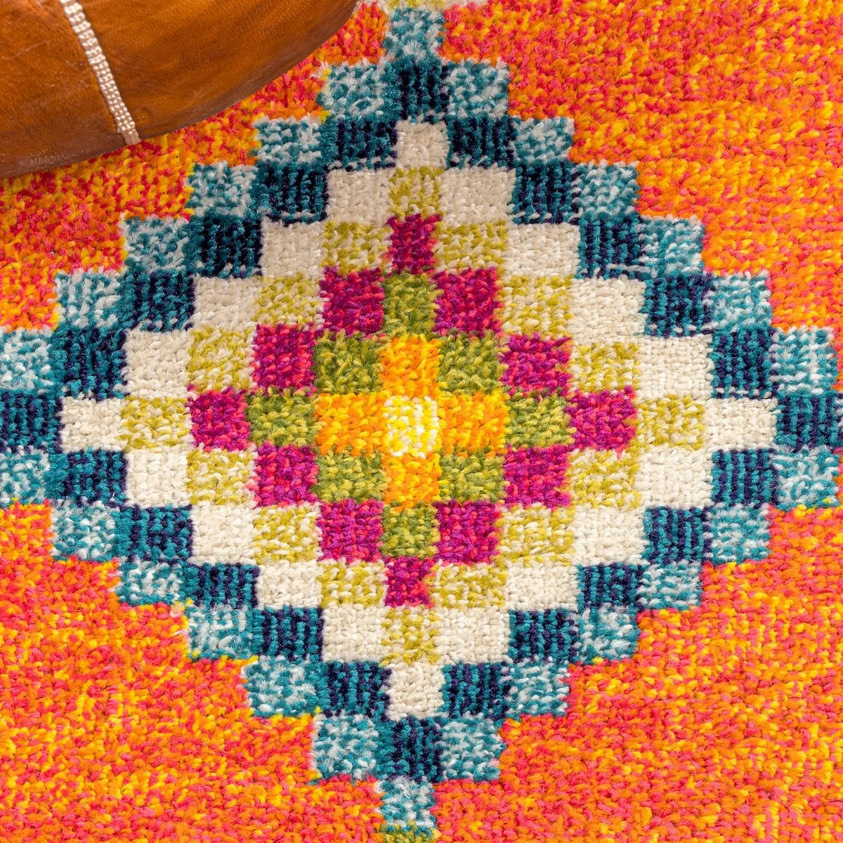 JONATHAN Y Arta Love Geometric Area Rug