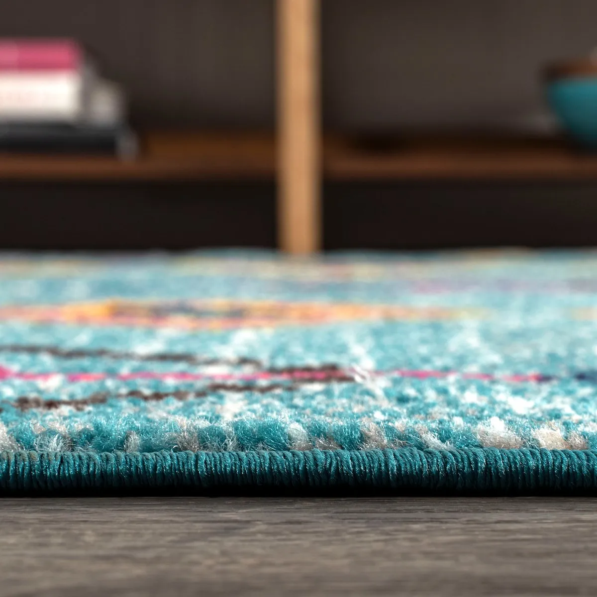 JONATHAN Y Arta Love Geometric Area Rug