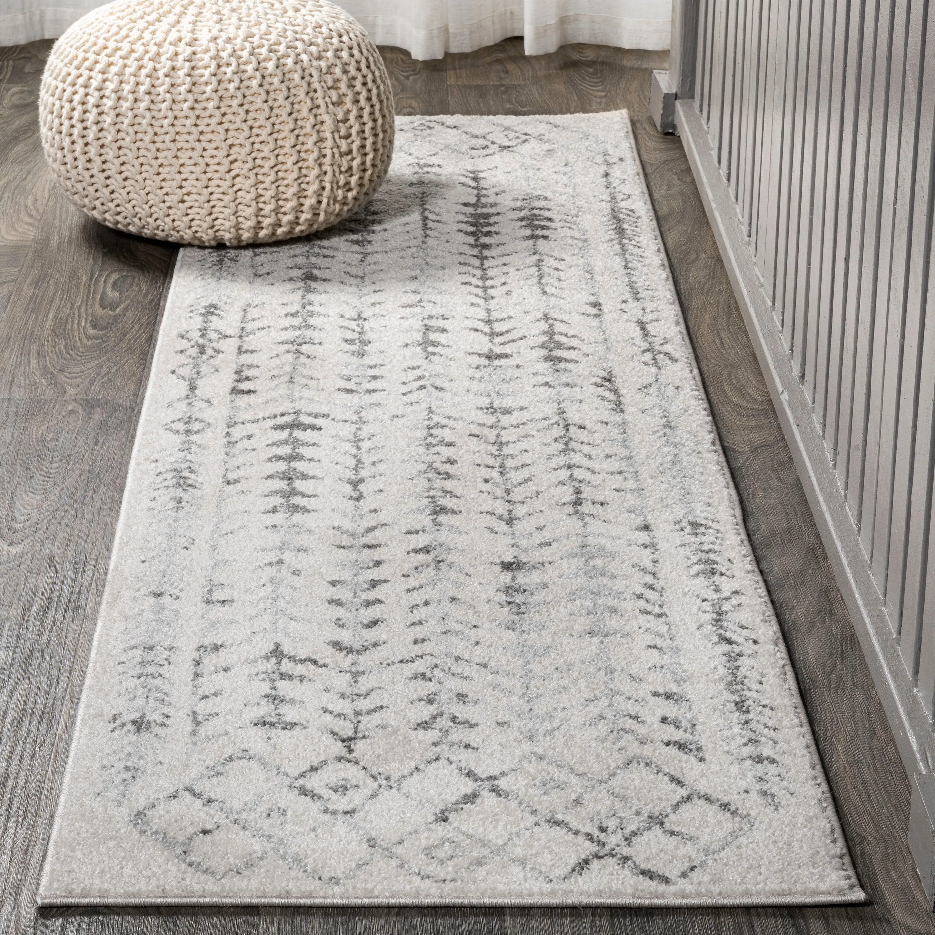 JONATHAN Y Asilah Moroccan Geometric Area Rug