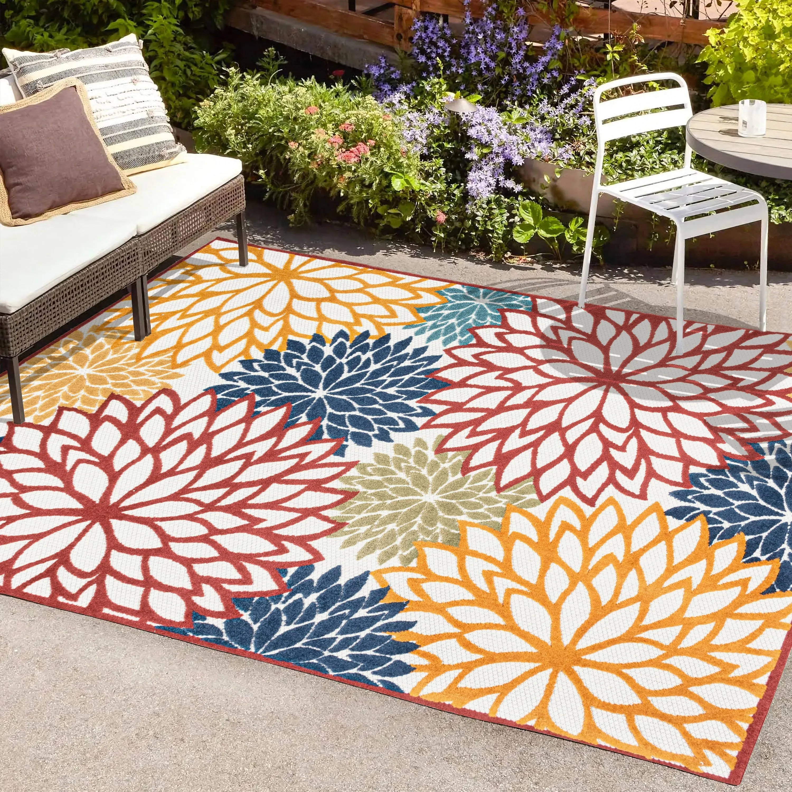 JONATHAN Y Atrani Floral Indoor/Outdoor Area Rug