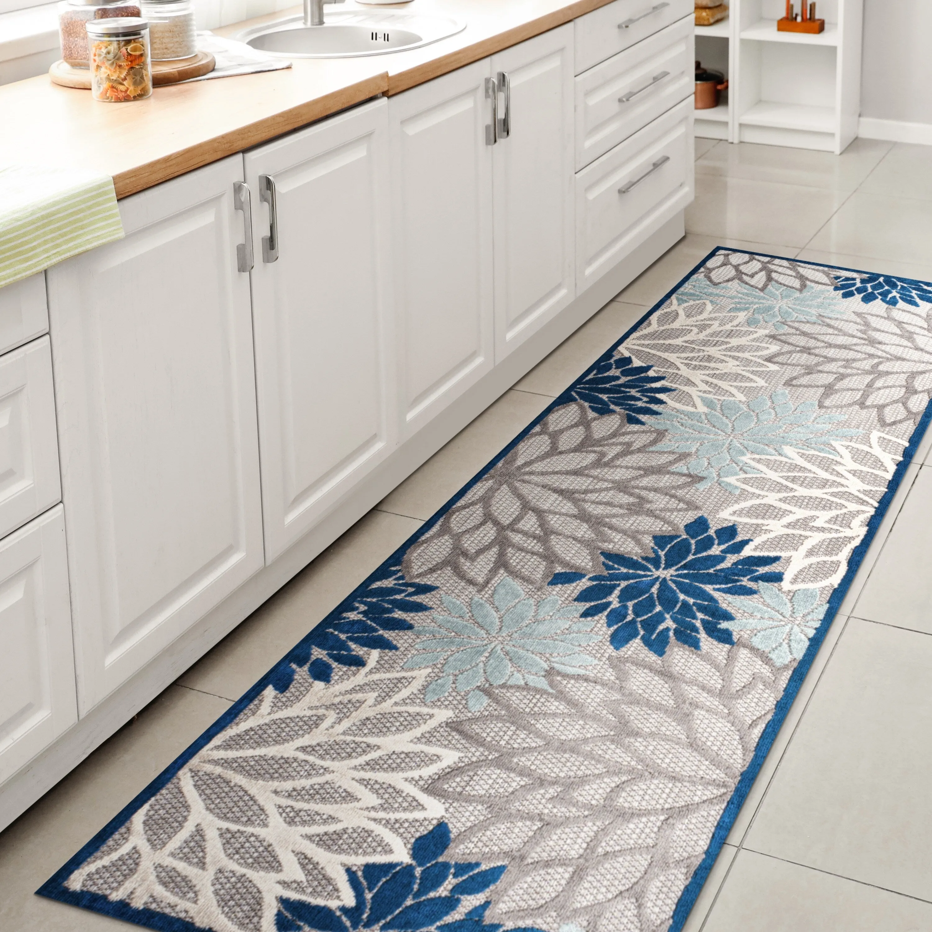 JONATHAN Y Atrani Floral Indoor/Outdoor Area Rug