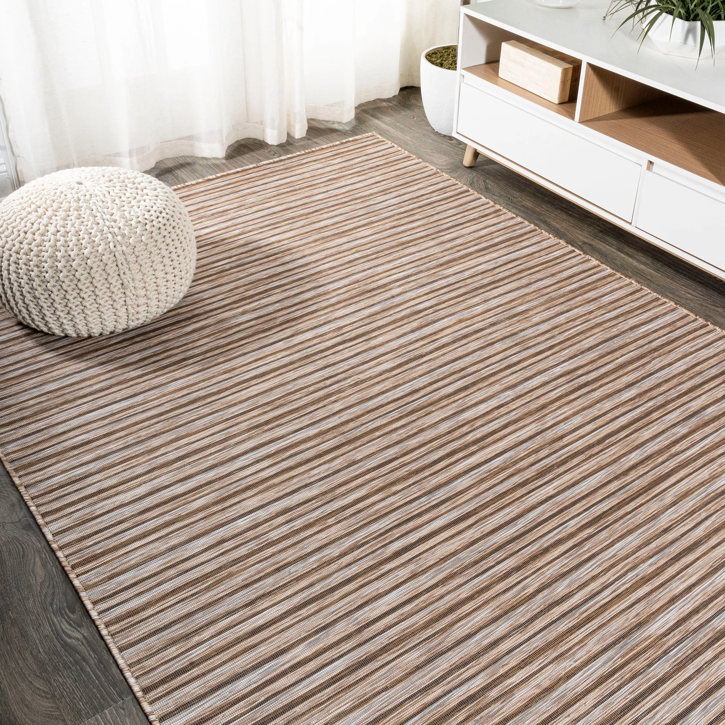 JONATHAN Y Finn Modern Farmhouse Pinstripe Area Rug