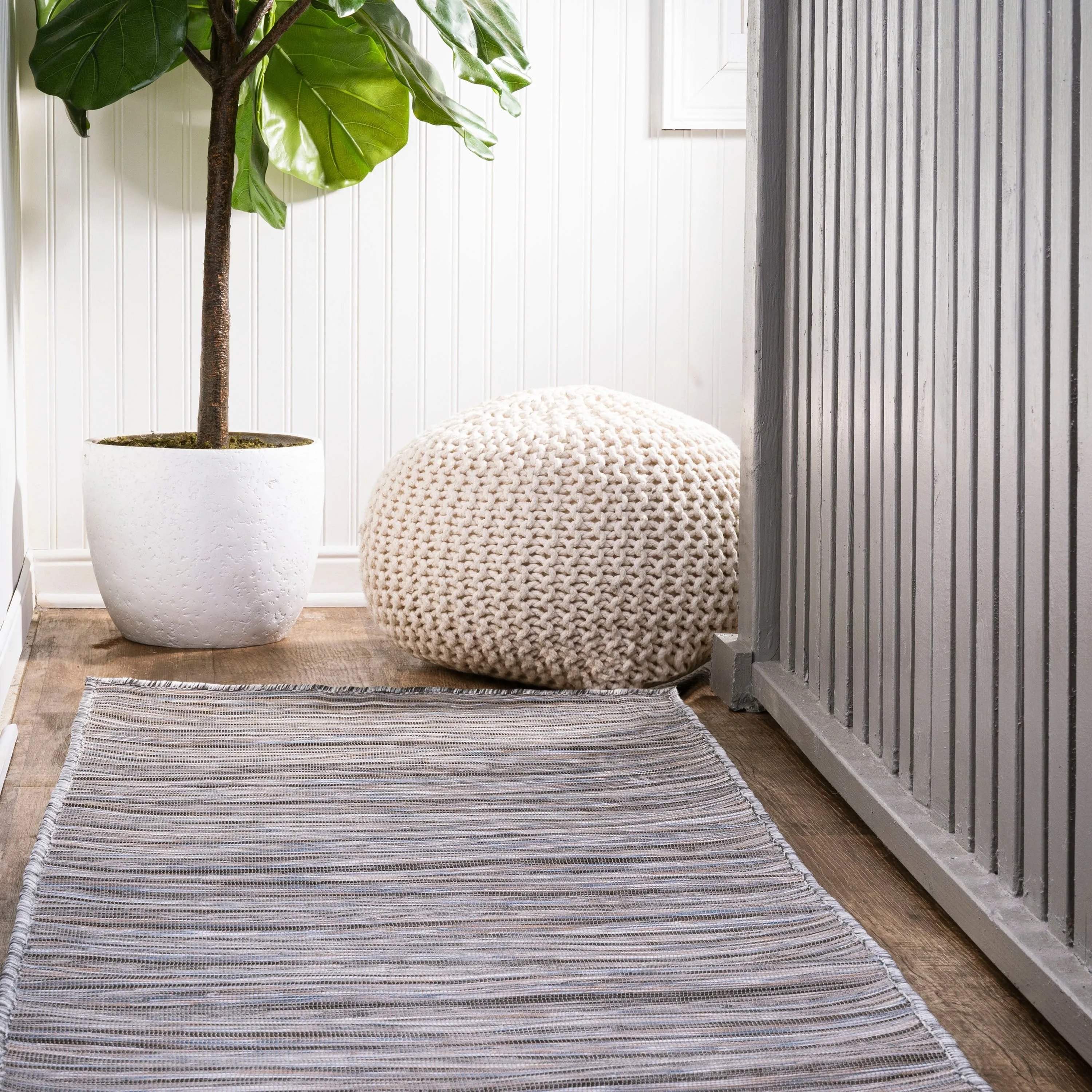 JONATHAN Y Finn Modern Farmhouse Pinstripe Area Rug