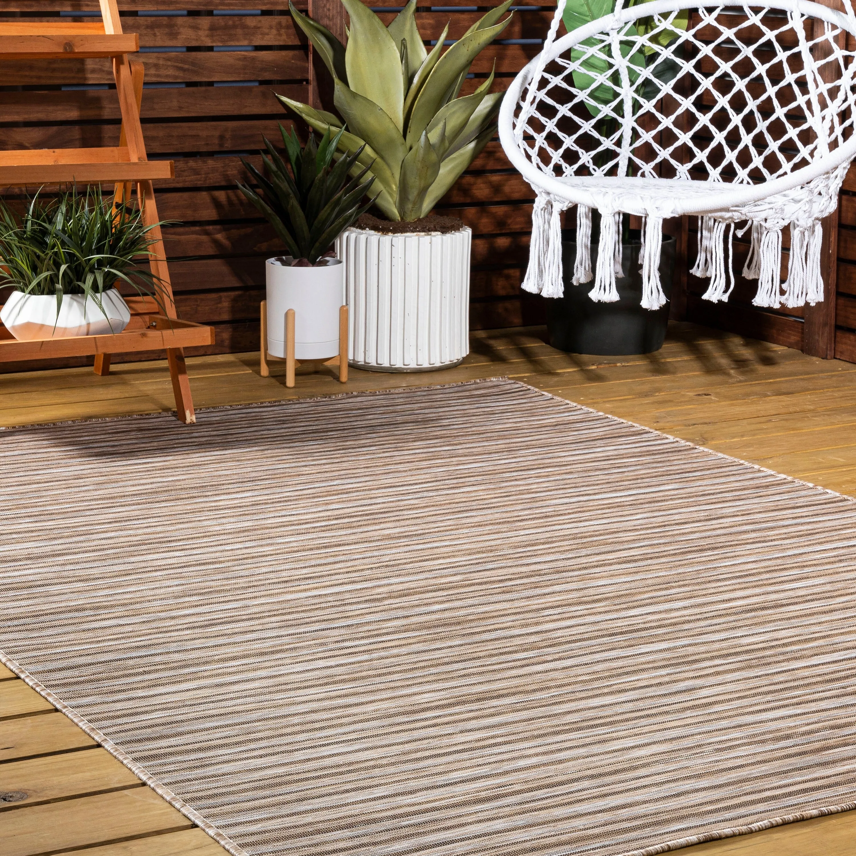 JONATHAN Y Finn Modern Farmhouse Pinstripe Area Rug