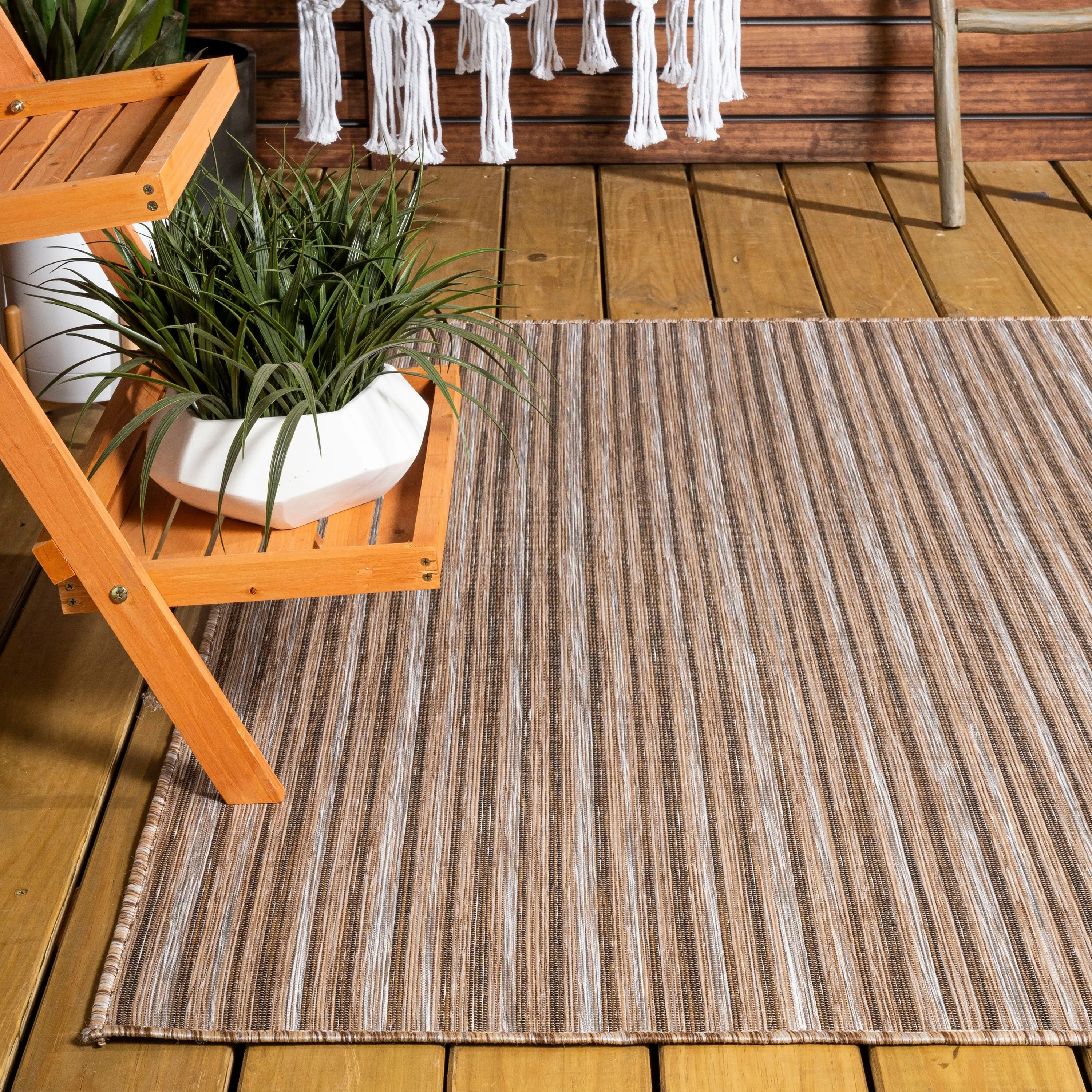 JONATHAN Y Finn Modern Farmhouse Pinstripe Area Rug