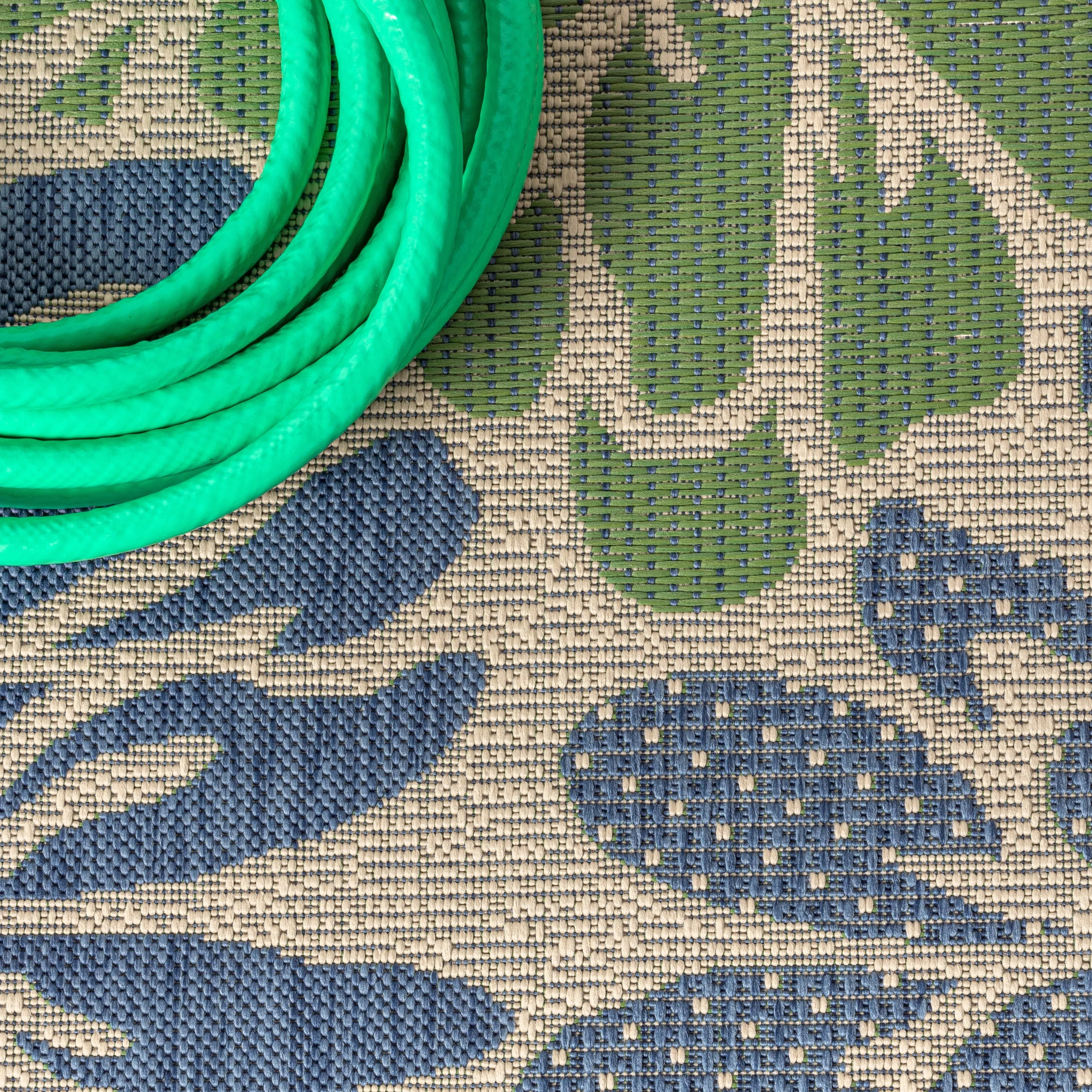 JONATHAN Y Floral Textured Weave Indoor/Outdoor Area Rug