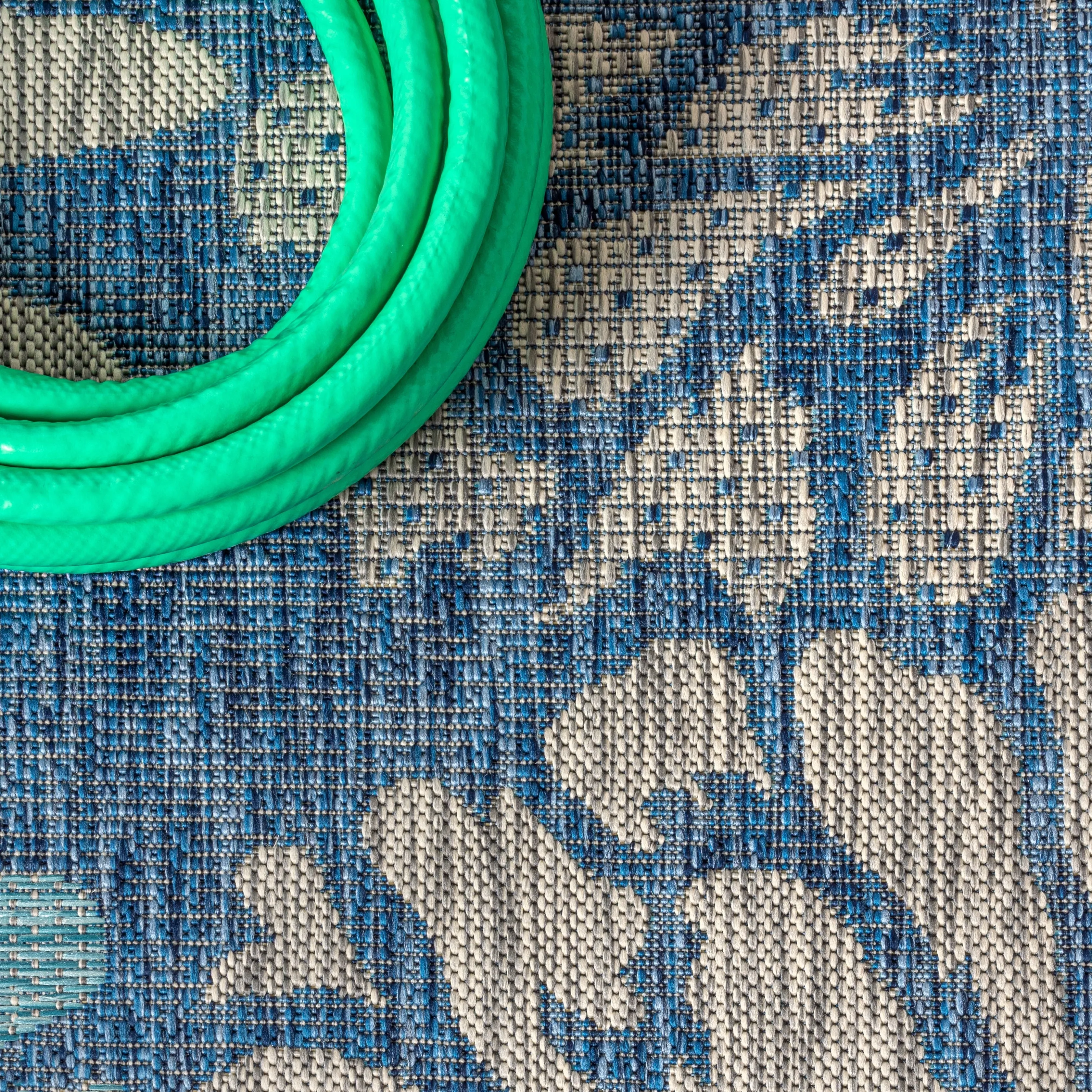 JONATHAN Y Floral Textured Weave Indoor/Outdoor Area Rug
