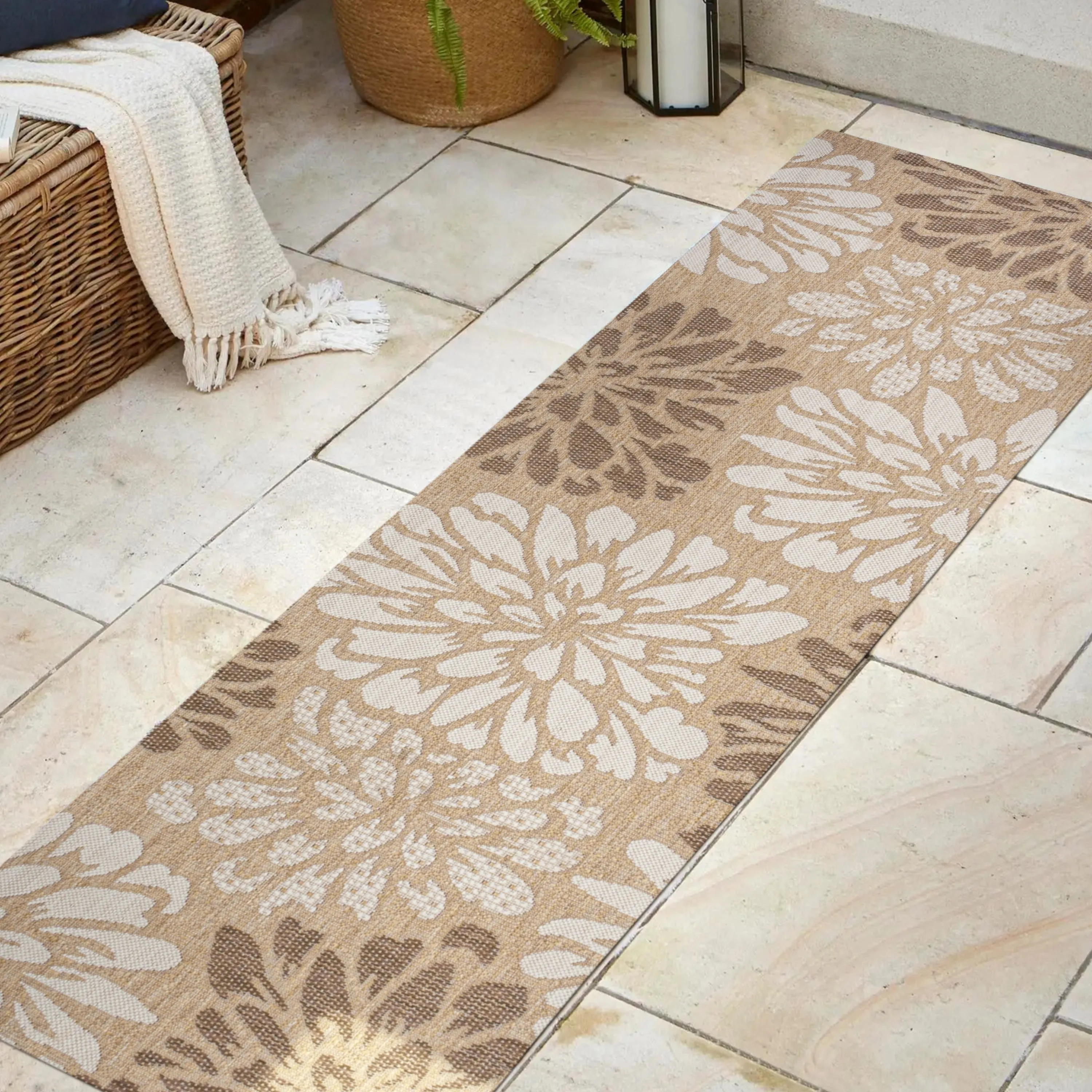 JONATHAN Y Floral Textured Weave Indoor/Outdoor Area Rug