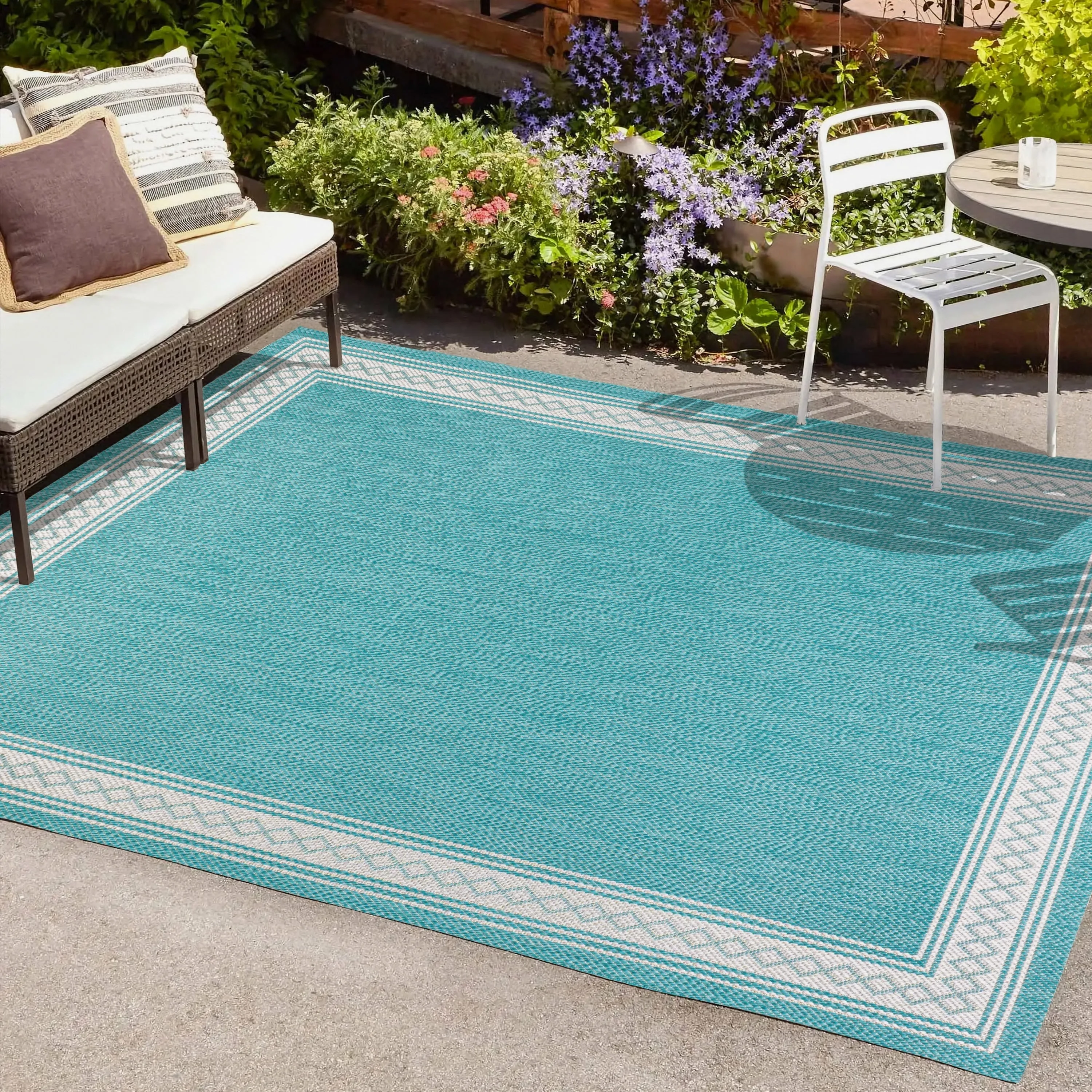 JONATHAN Y Havana Classic Diamond Border Indoor/Outdoor Area Rug