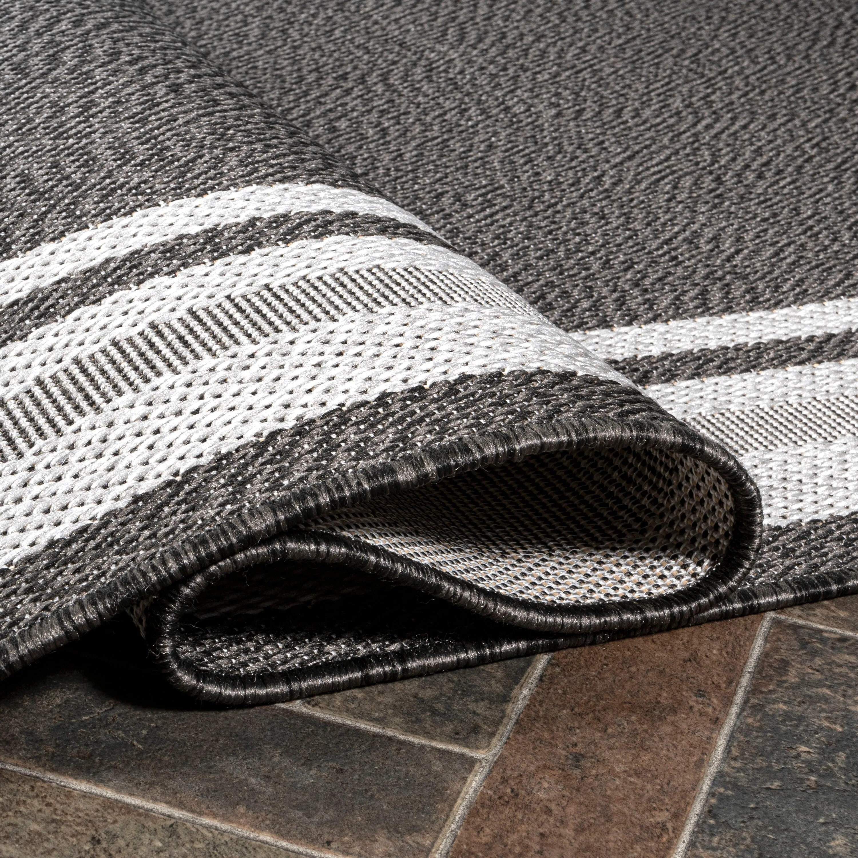 JONATHAN Y Haynes Modern Border Stripe Indoor/Outdoor Area Rug