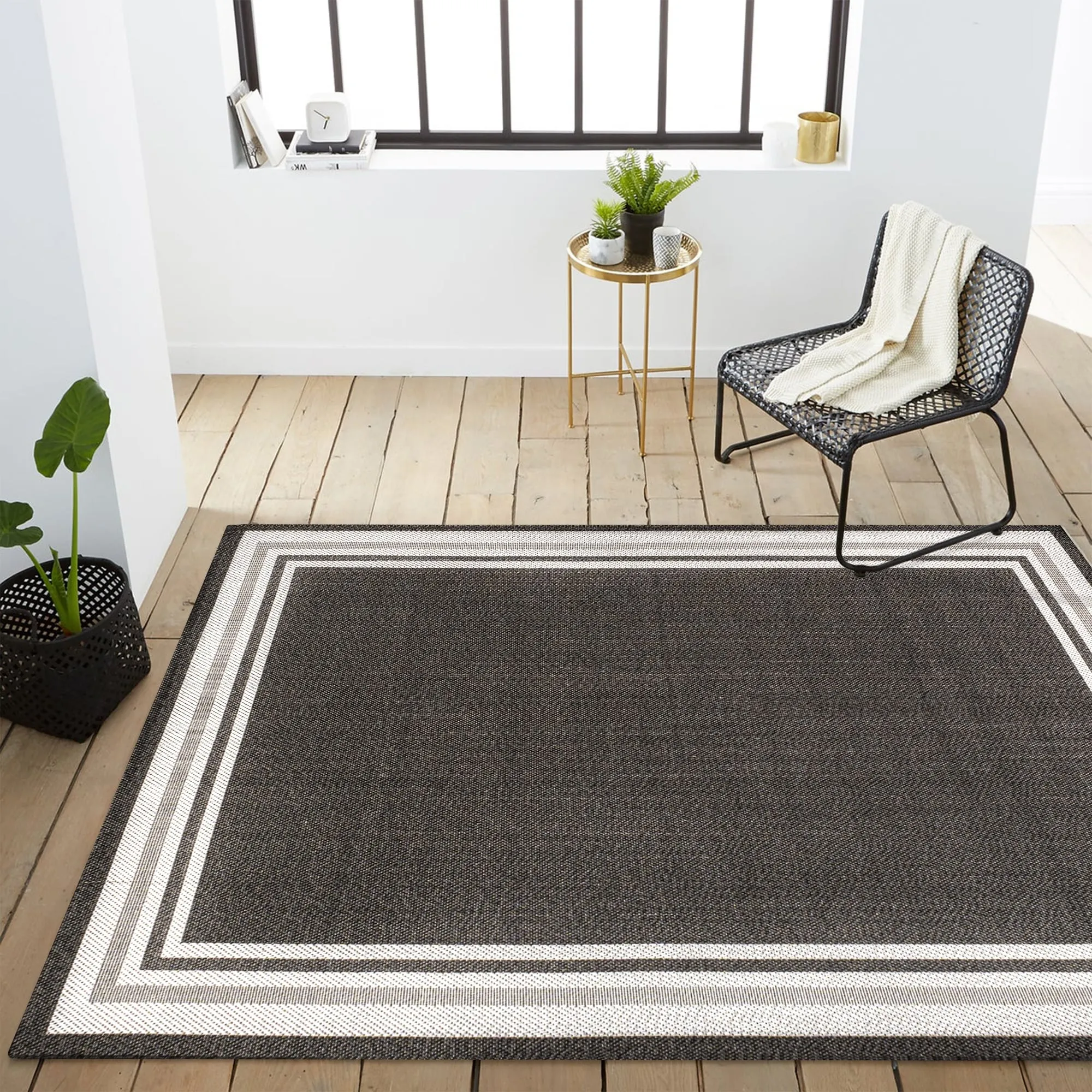 JONATHAN Y Haynes Modern Border Stripe Indoor/Outdoor Area Rug