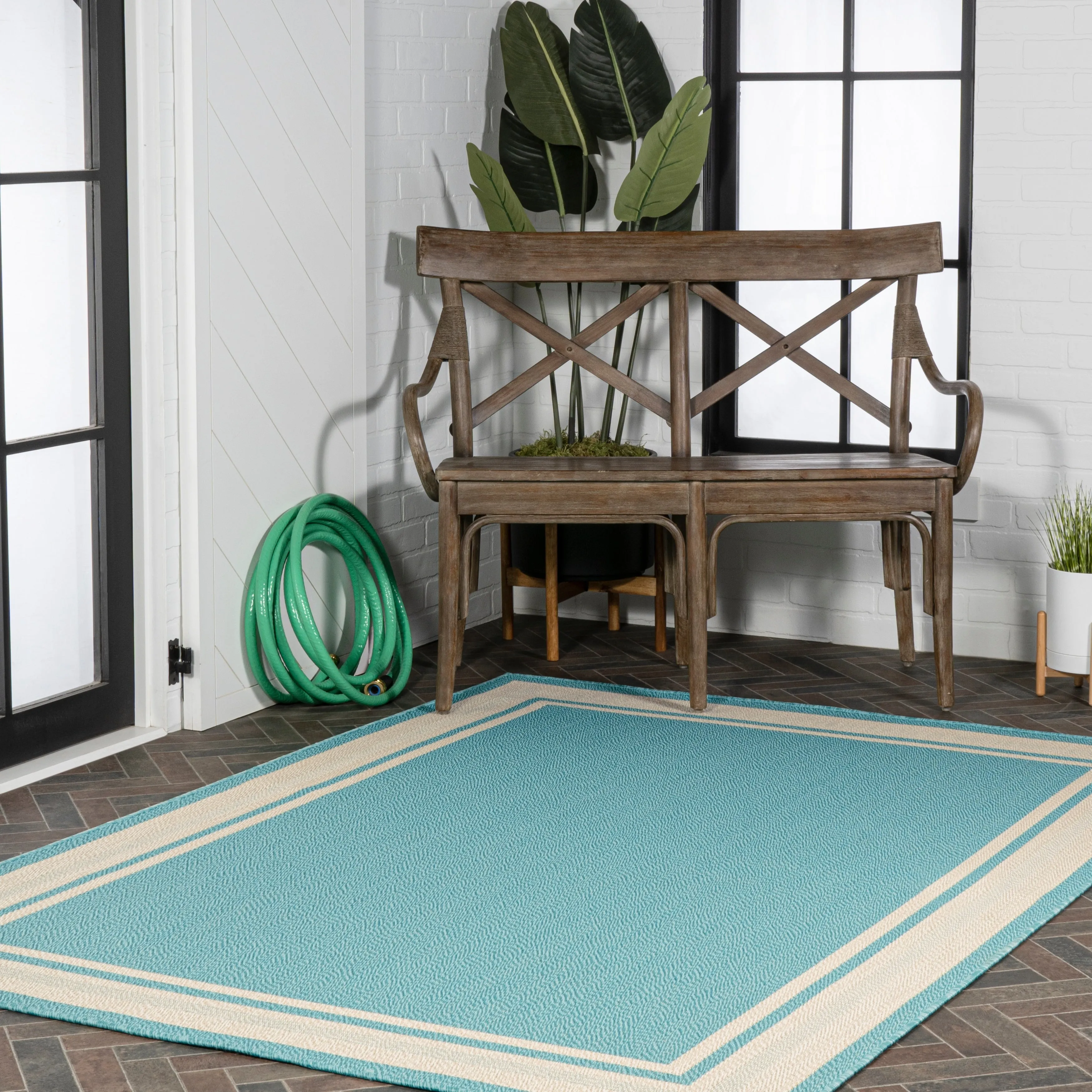 JONATHAN Y Haynes Modern Border Stripe Indoor/Outdoor Area Rug