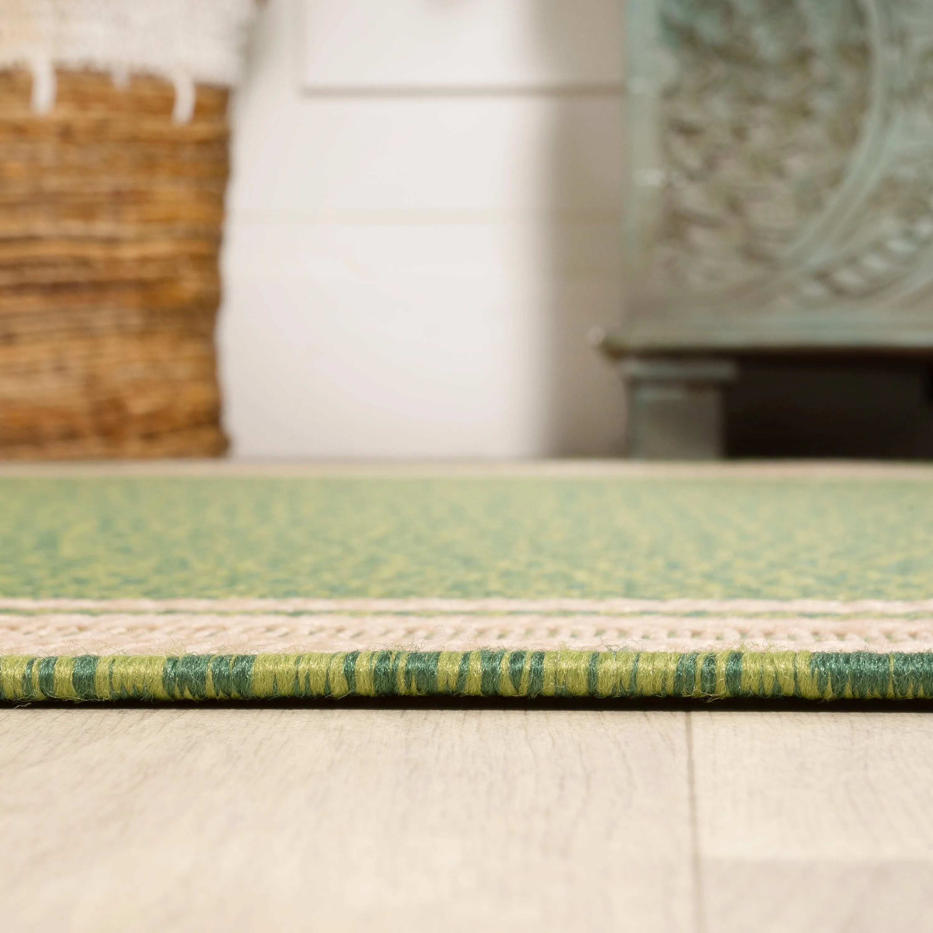 JONATHAN Y Haynes Modern Border Stripe Indoor/Outdoor Area Rug