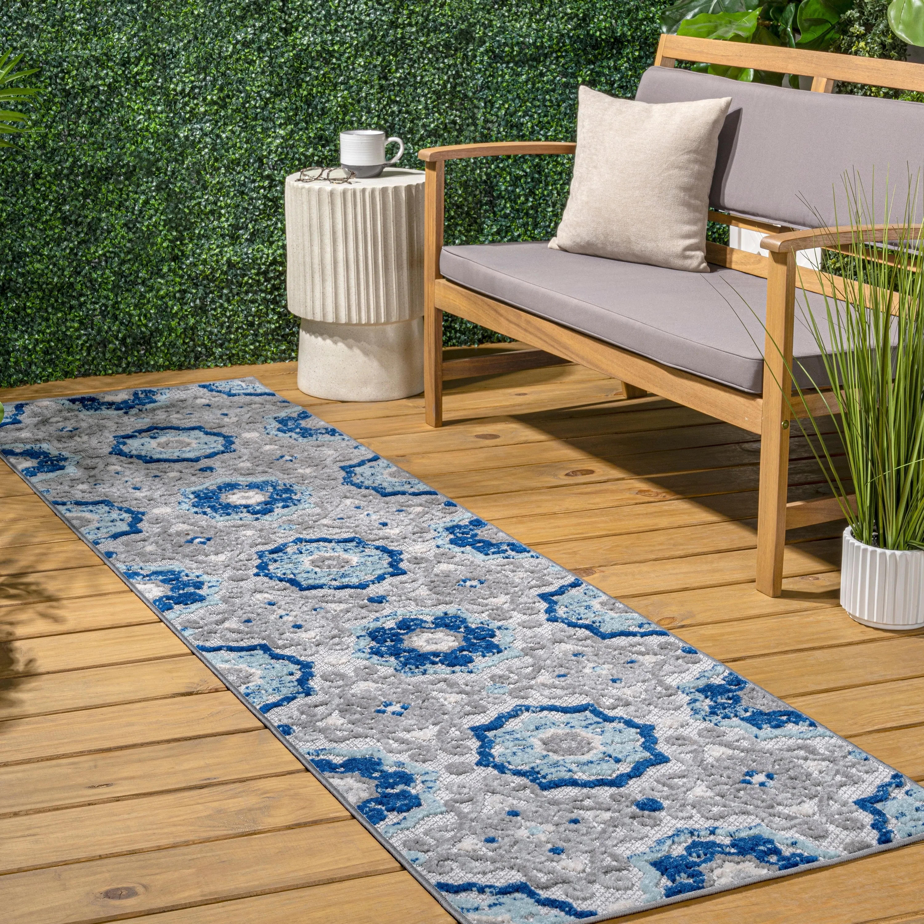 JONATHAN Y Julien Medallion Indoor/Outdoor Area Rug
