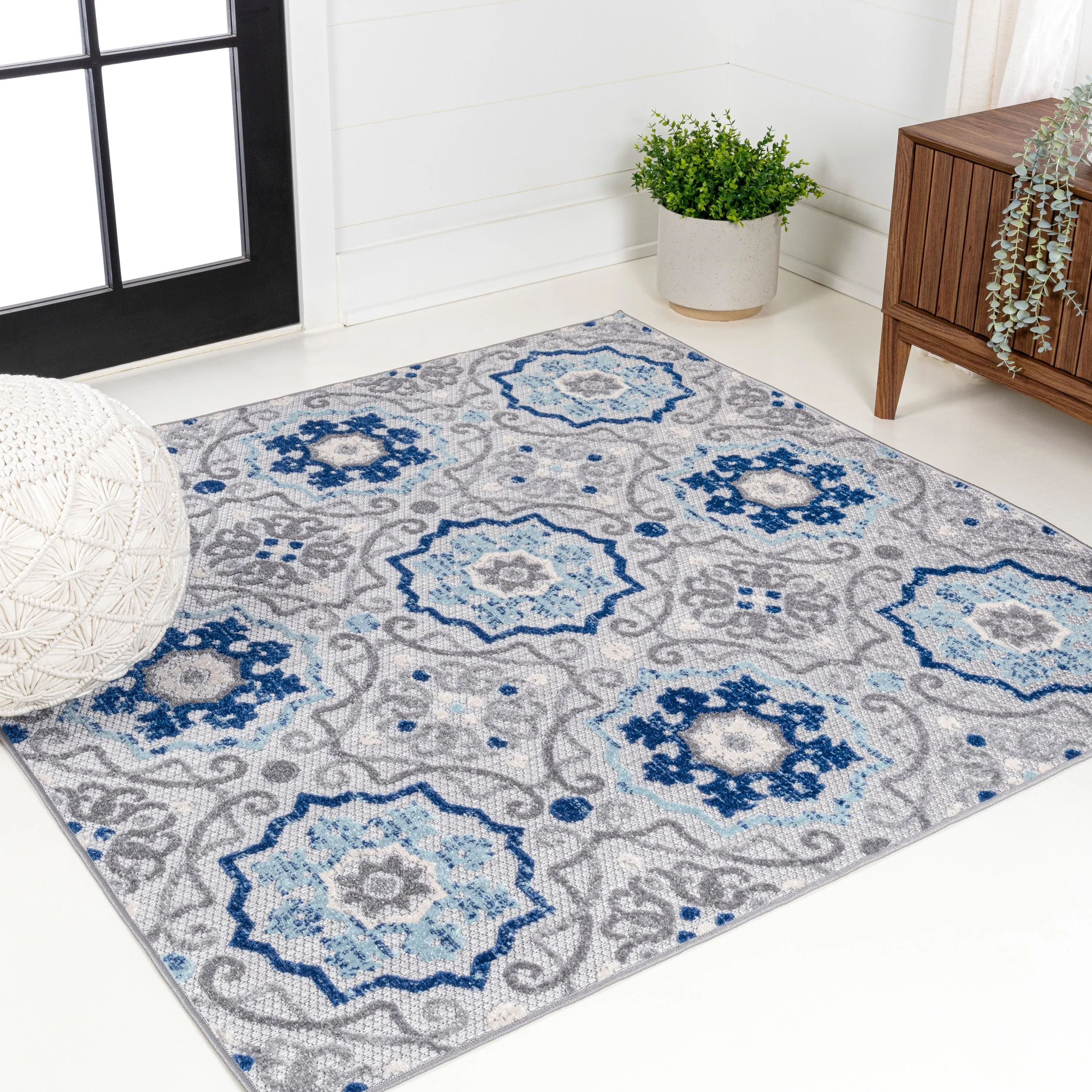 JONATHAN Y Julien Medallion Indoor/Outdoor Area Rug