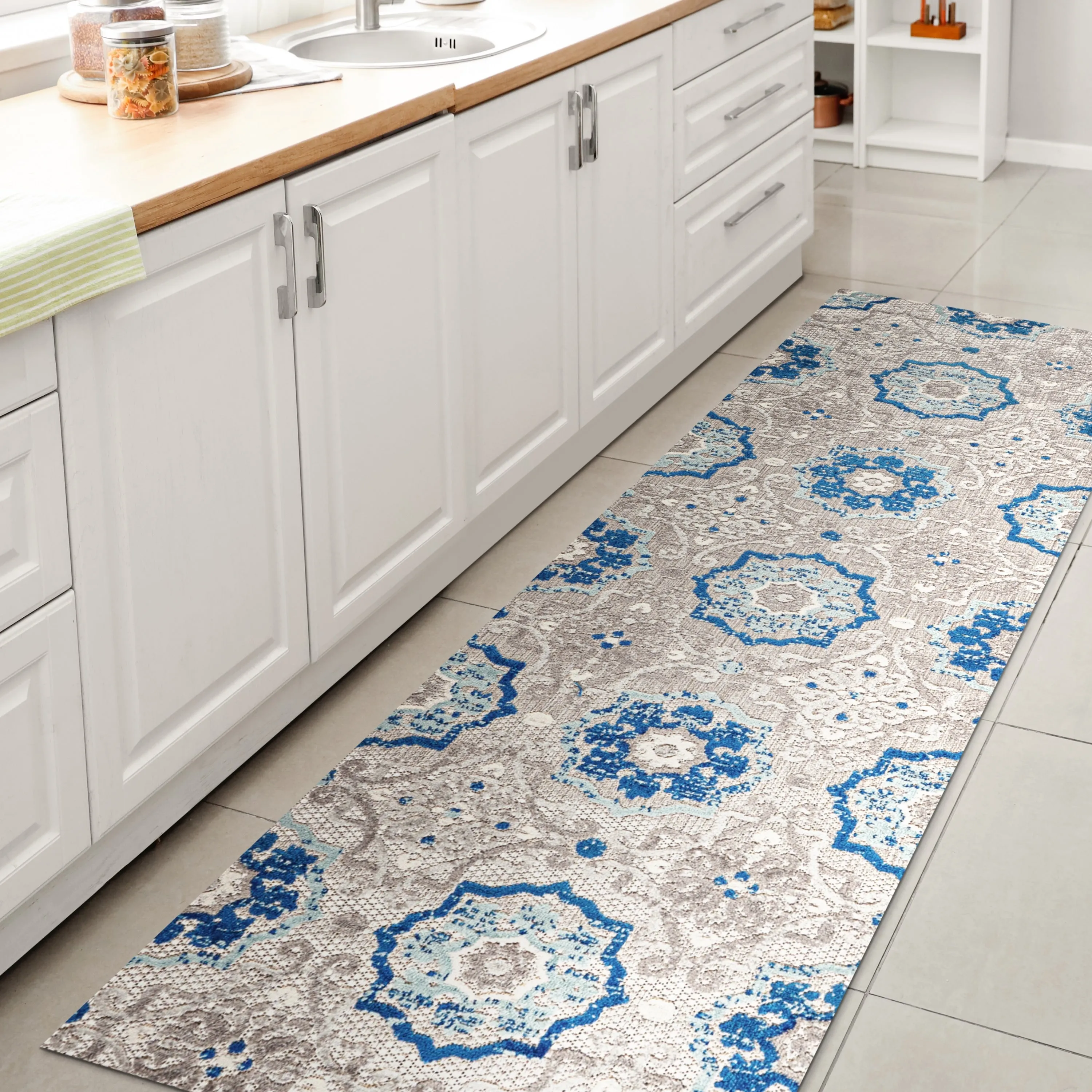 JONATHAN Y Julien Medallion Indoor/Outdoor Area Rug