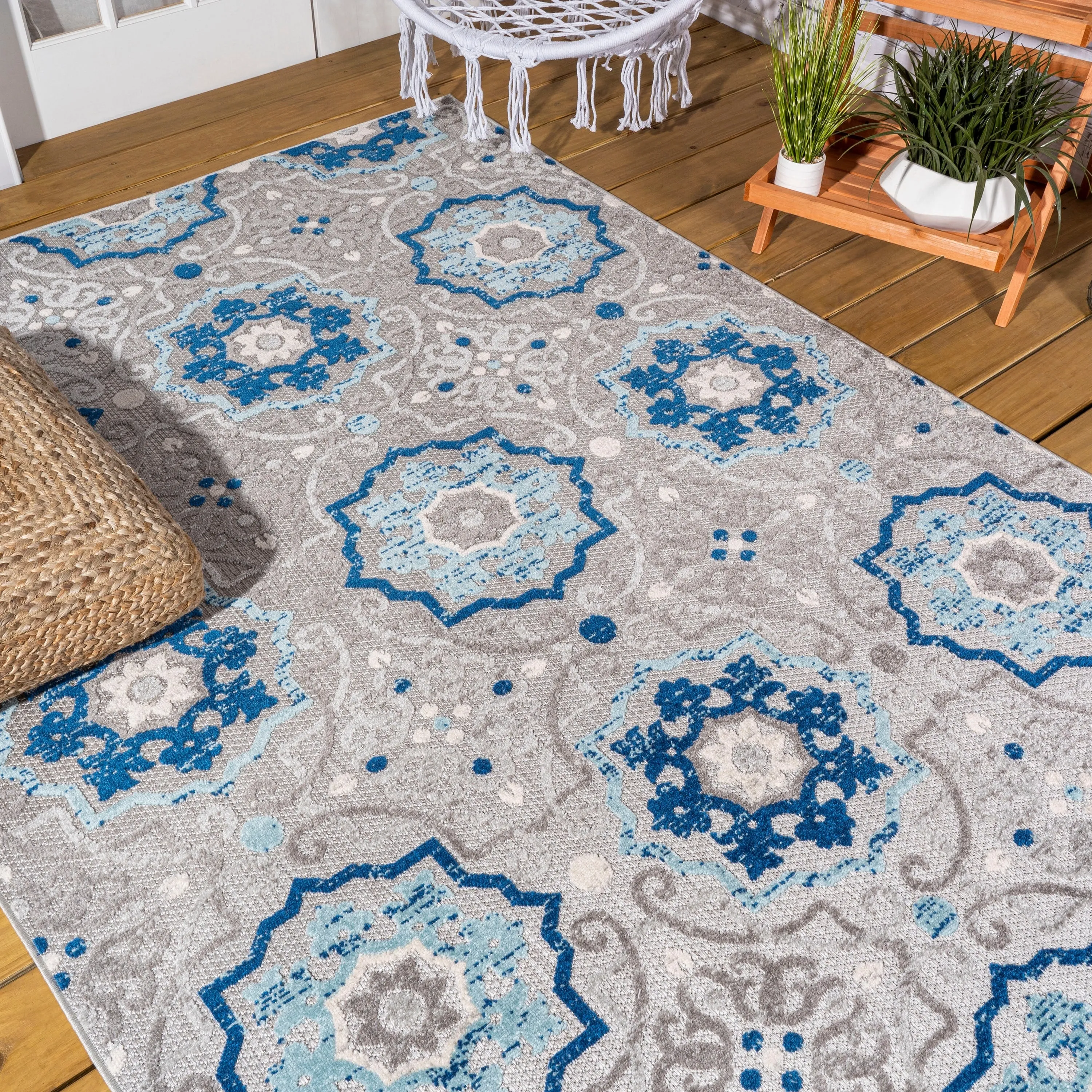 JONATHAN Y Julien Medallion Indoor/Outdoor Area Rug