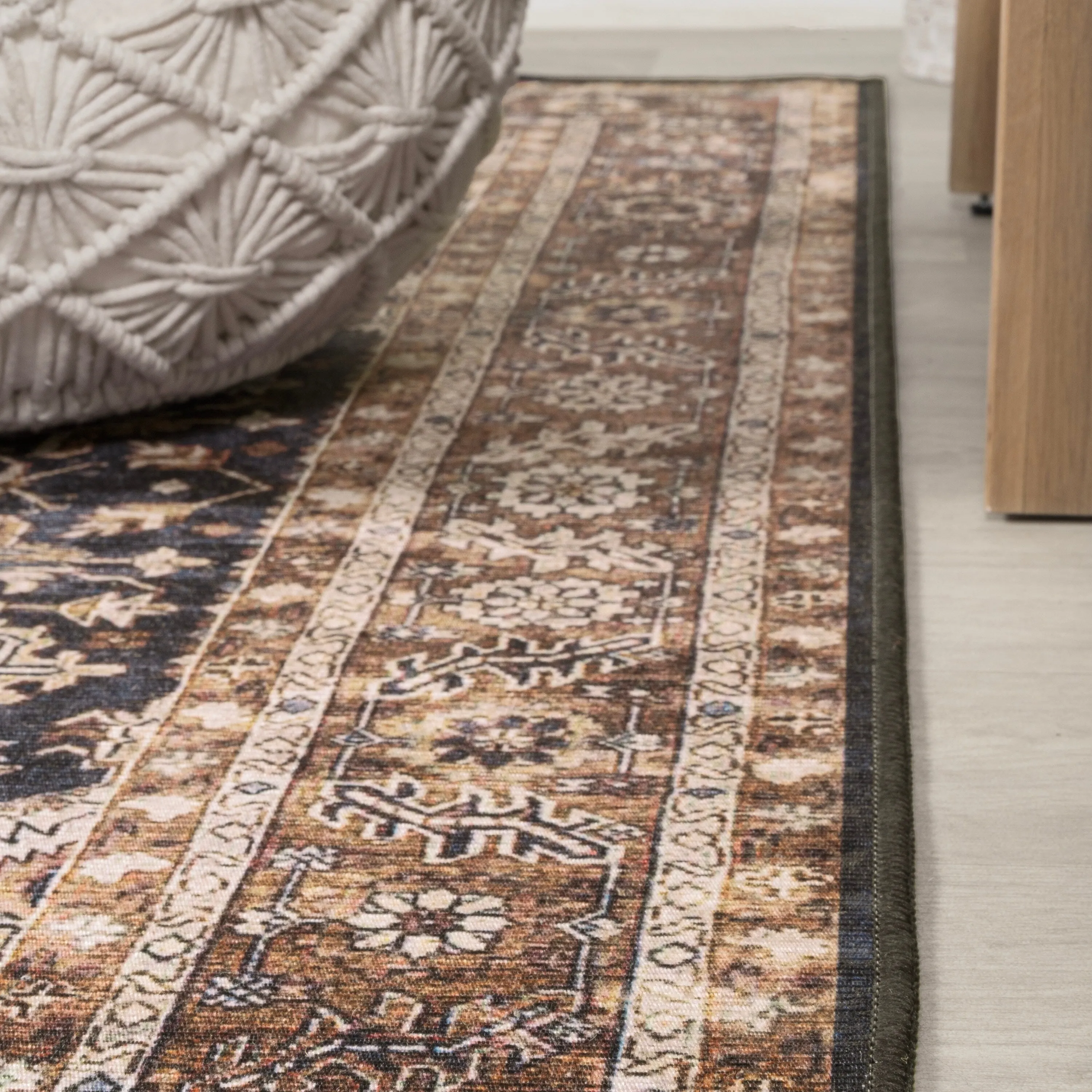 JONATHAN Y Kingdarr Mid-Century Medallion Chenille Machine-Washable Area Rug