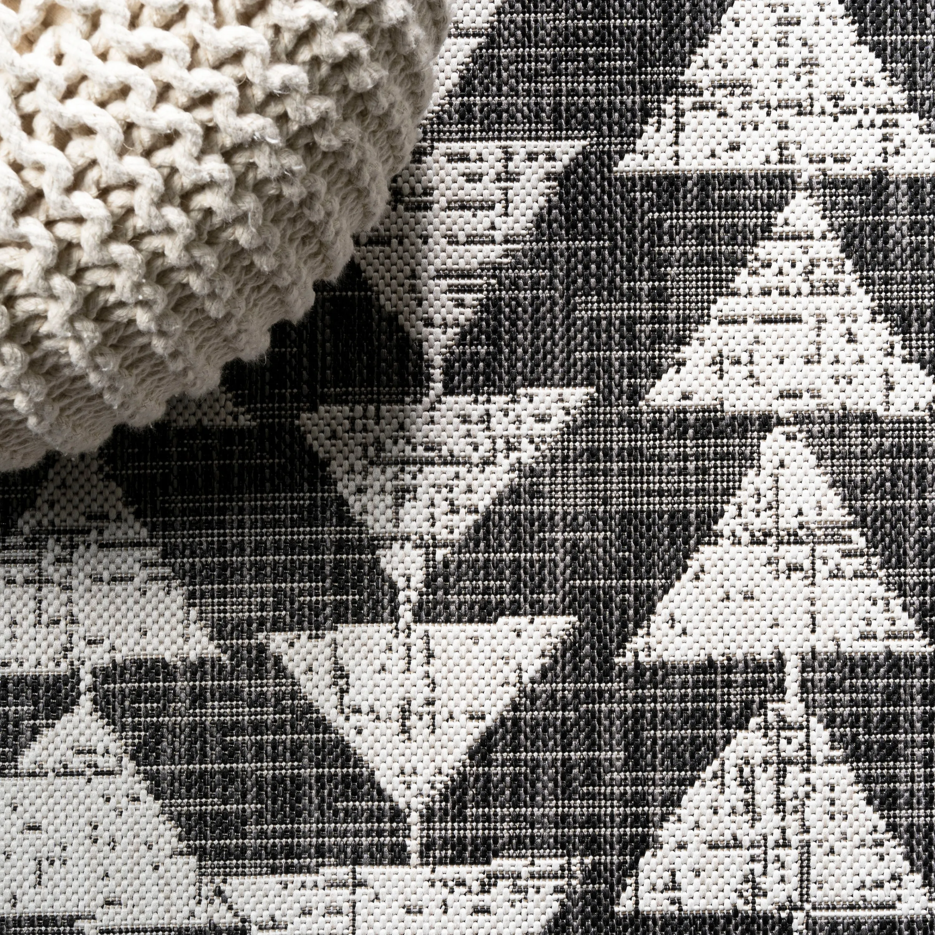 JONATHAN Y Marokko Modern Tribal Geometric Indoor/Outdoor Area Rug