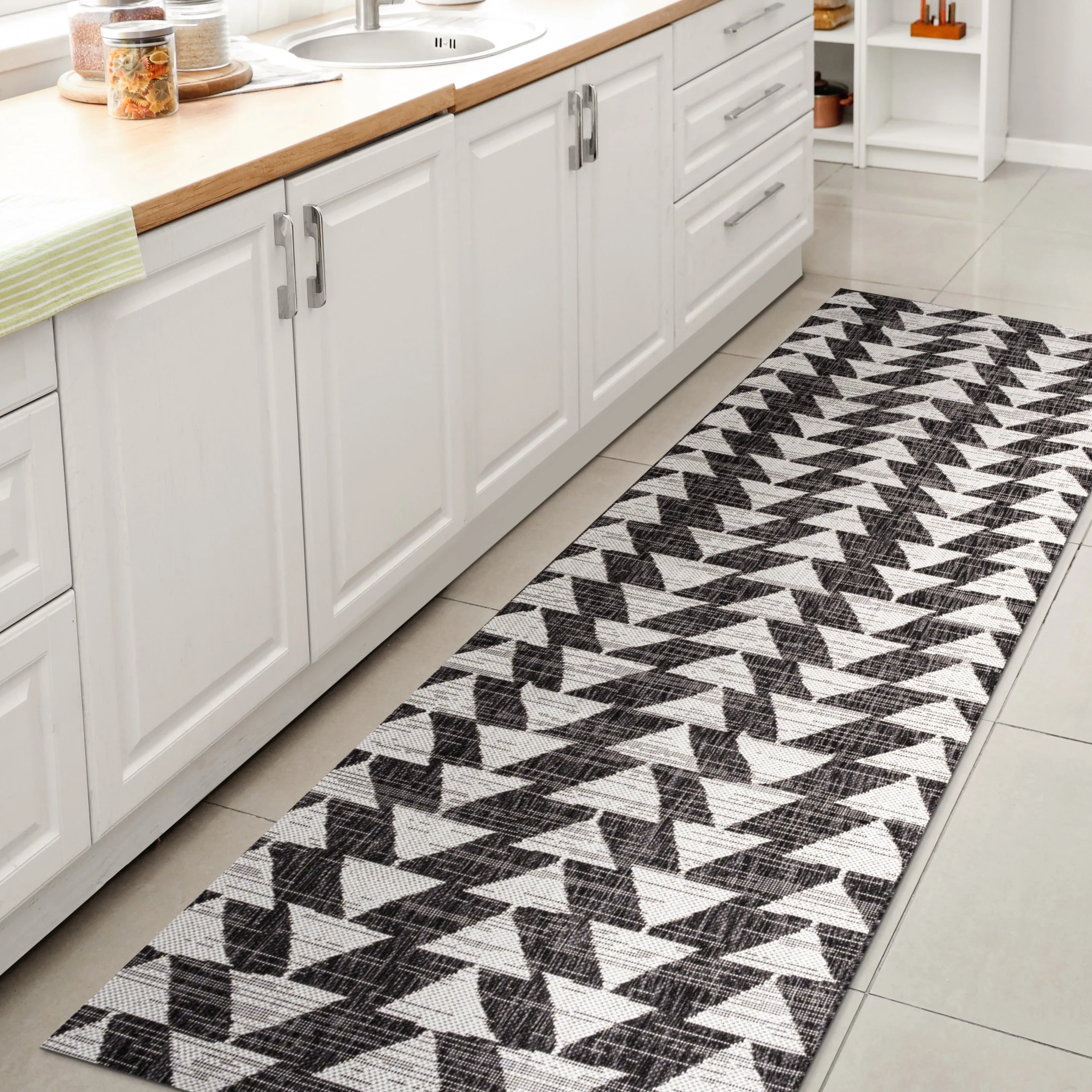 JONATHAN Y Marokko Modern Tribal Geometric Indoor/Outdoor Area Rug