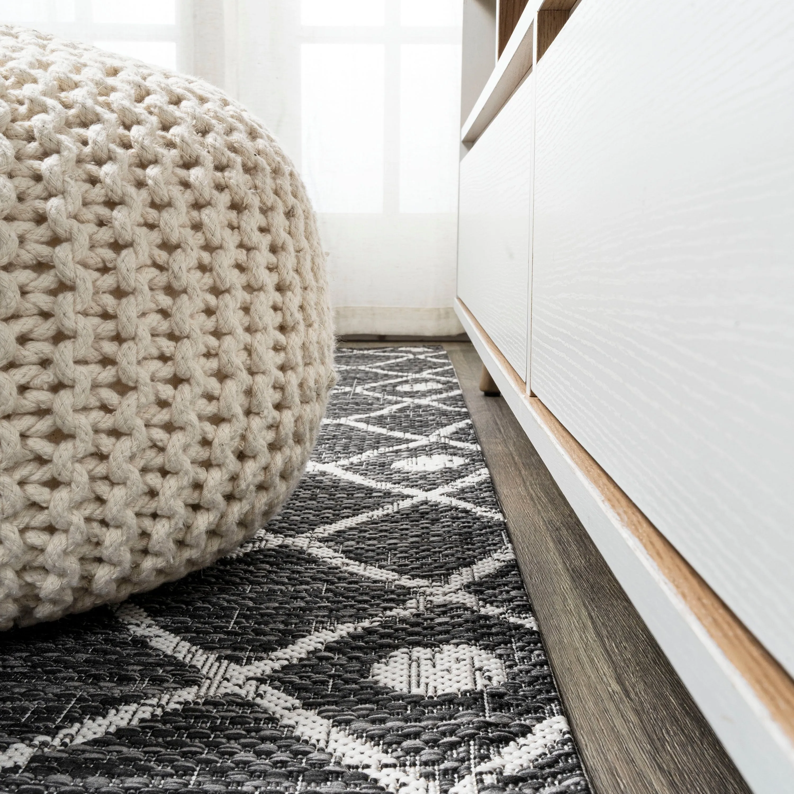 JONATHAN Y Tokay Tribal Bohemian Indoor/Outdoor Area Rug