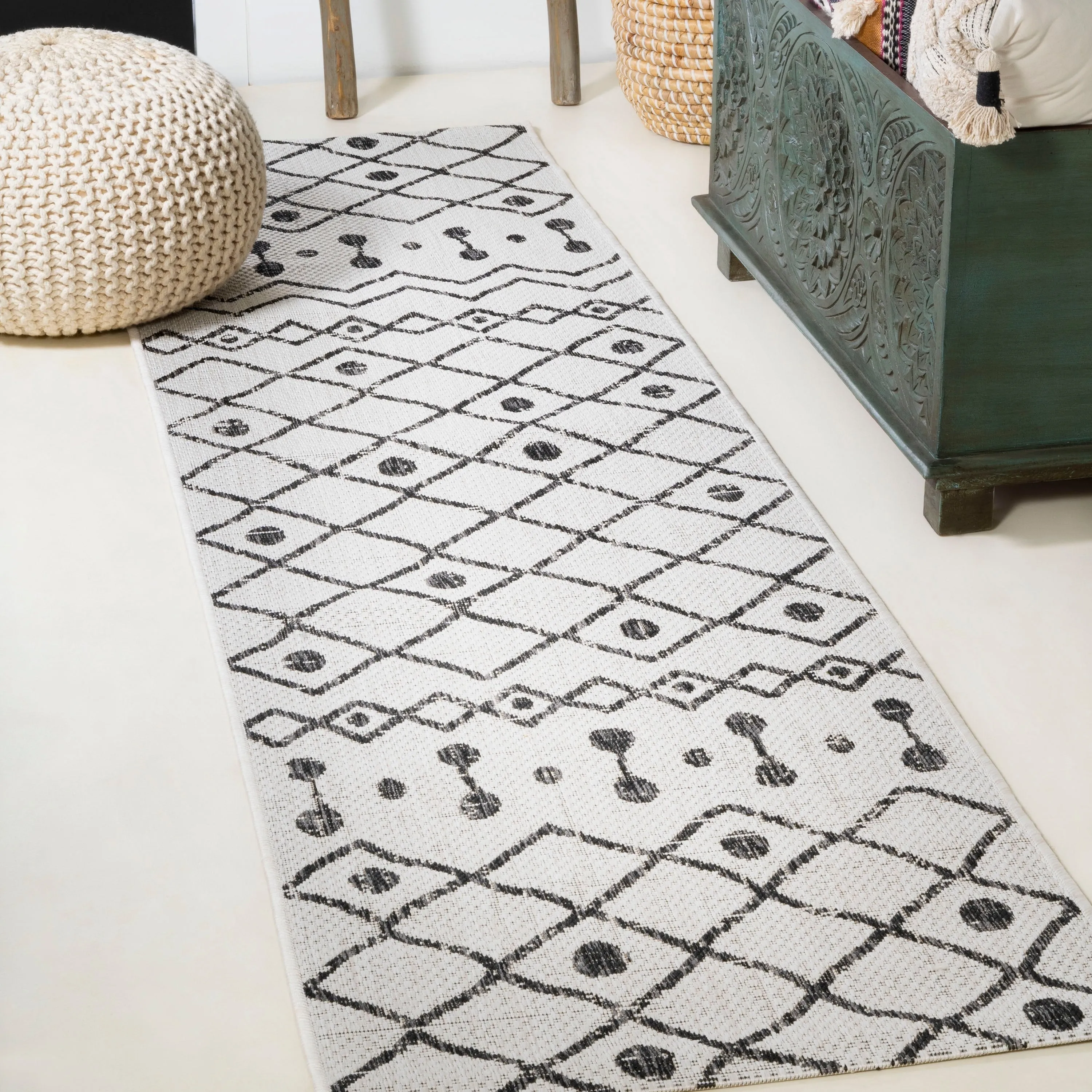 JONATHAN Y Tokay Tribal Bohemian Indoor/Outdoor Area Rug