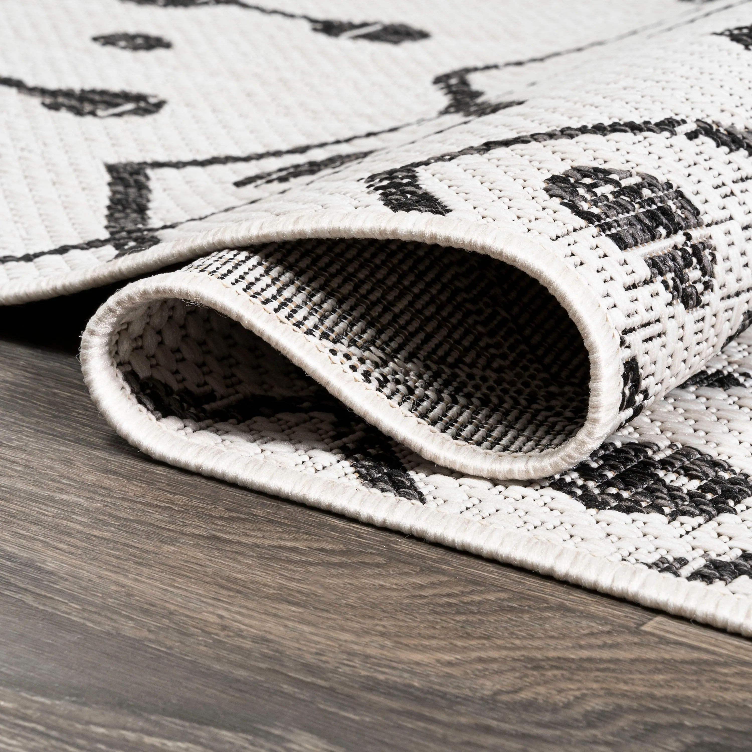 JONATHAN Y Tokay Tribal Bohemian Indoor/Outdoor Area Rug