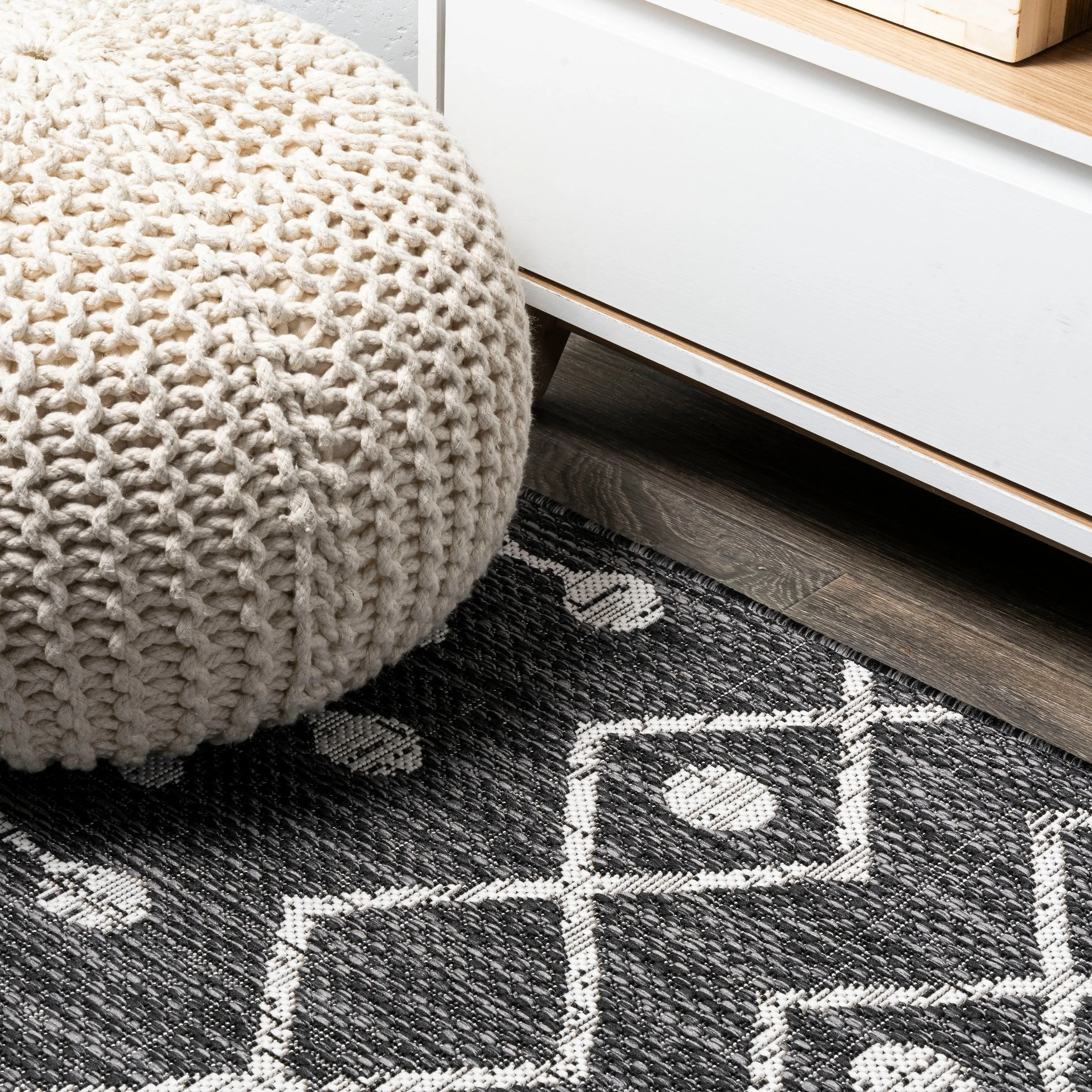 JONATHAN Y Tokay Tribal Bohemian Indoor/Outdoor Area Rug