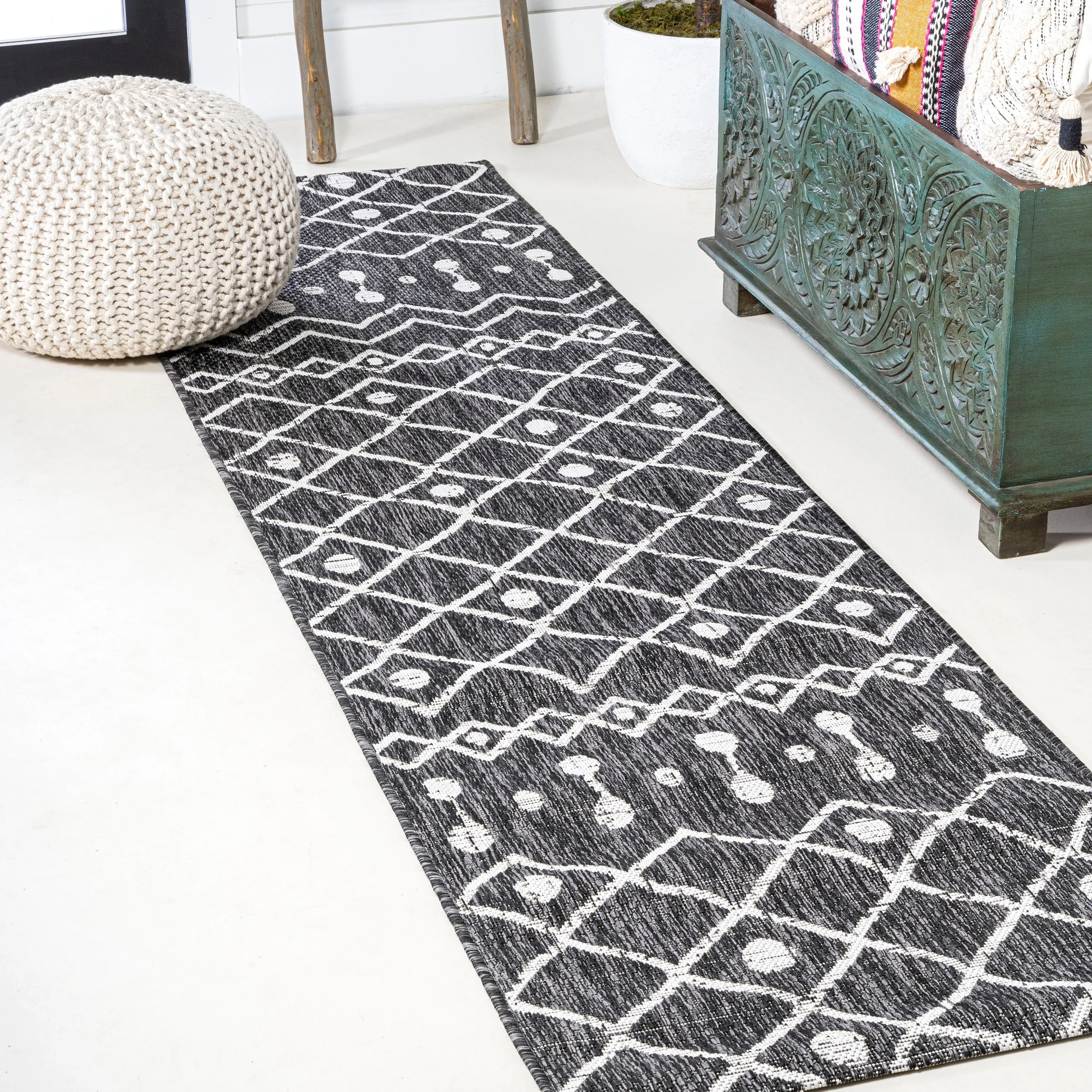 JONATHAN Y Tokay Tribal Bohemian Indoor/Outdoor Area Rug