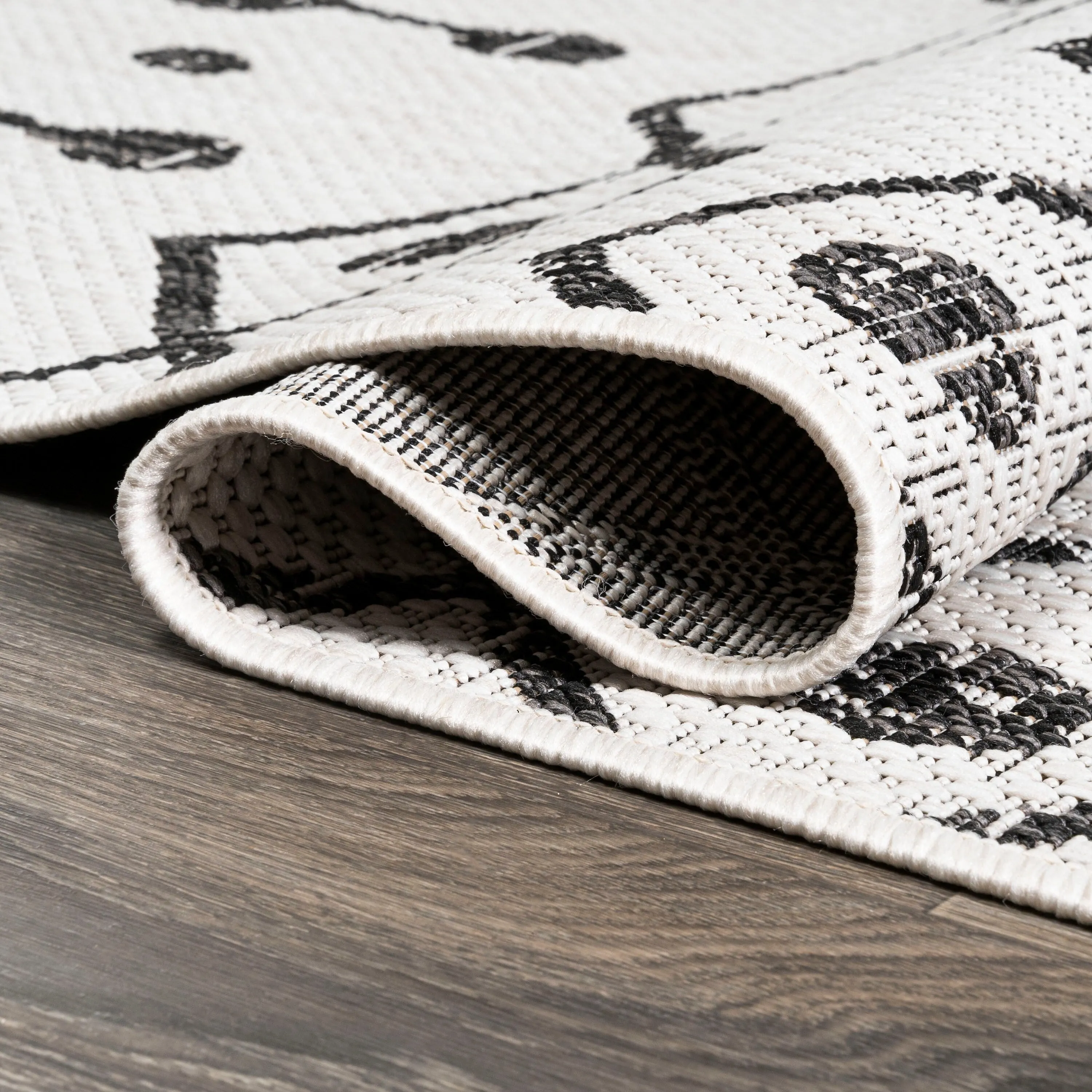 JONATHAN Y Tokay Tribal Bohemian Indoor/Outdoor Area Rug