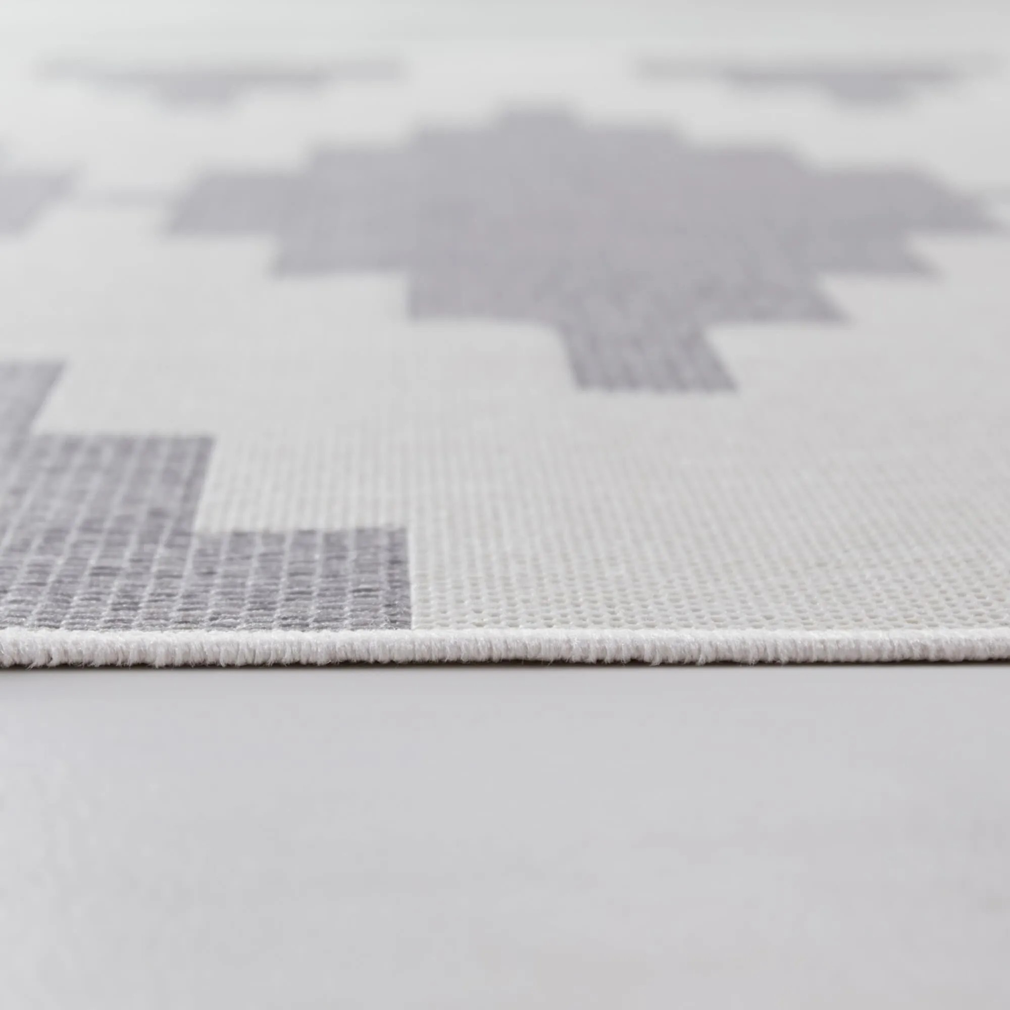 Joyce Southwestern Trellis Indoor/ Outdoor Area Rug
