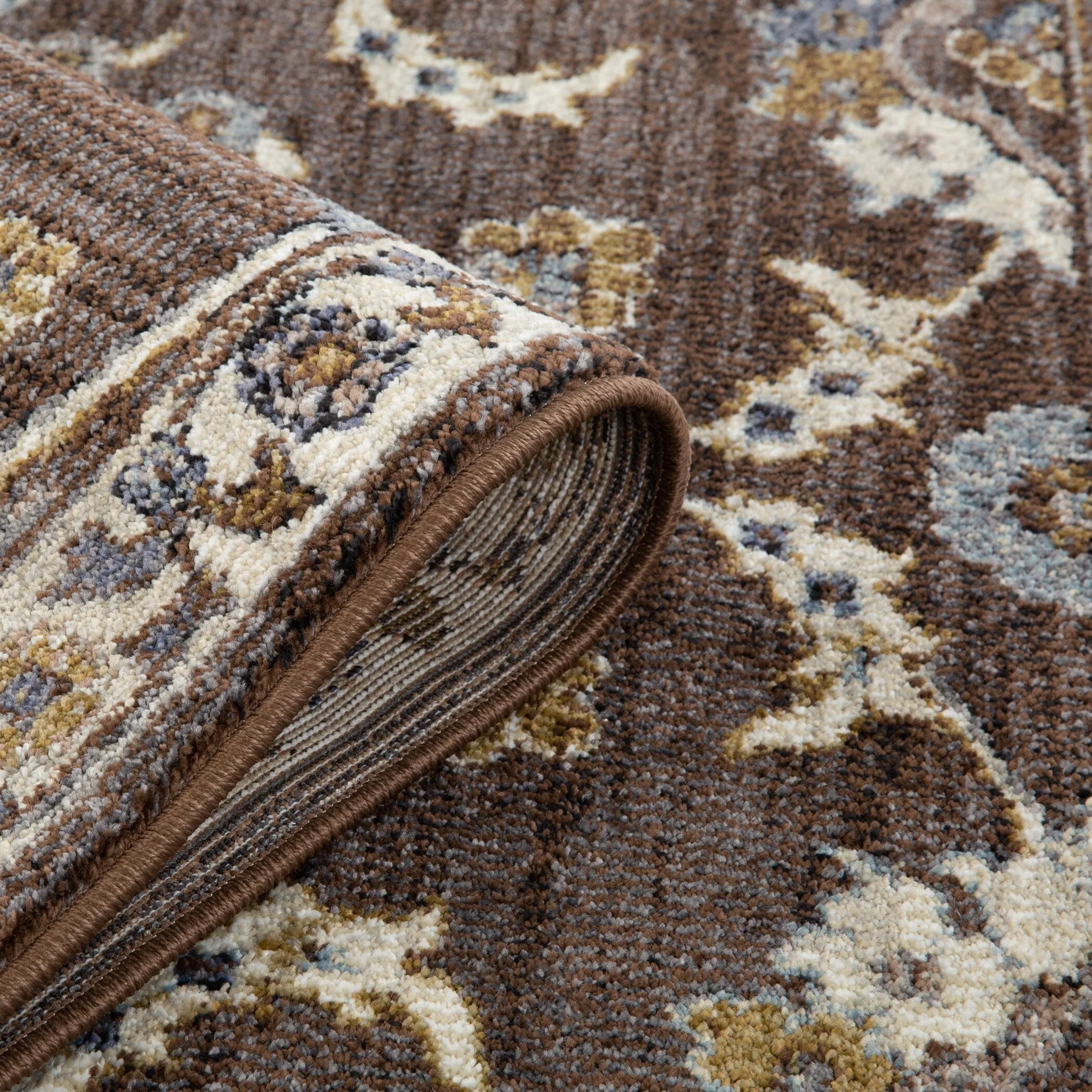 Julia Traditional Floral Area Rug