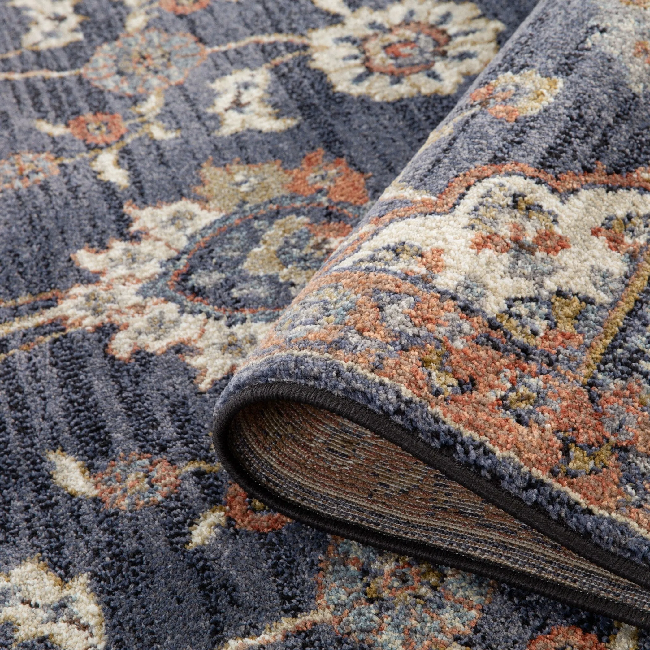 Julia Traditional Floral Area Rug