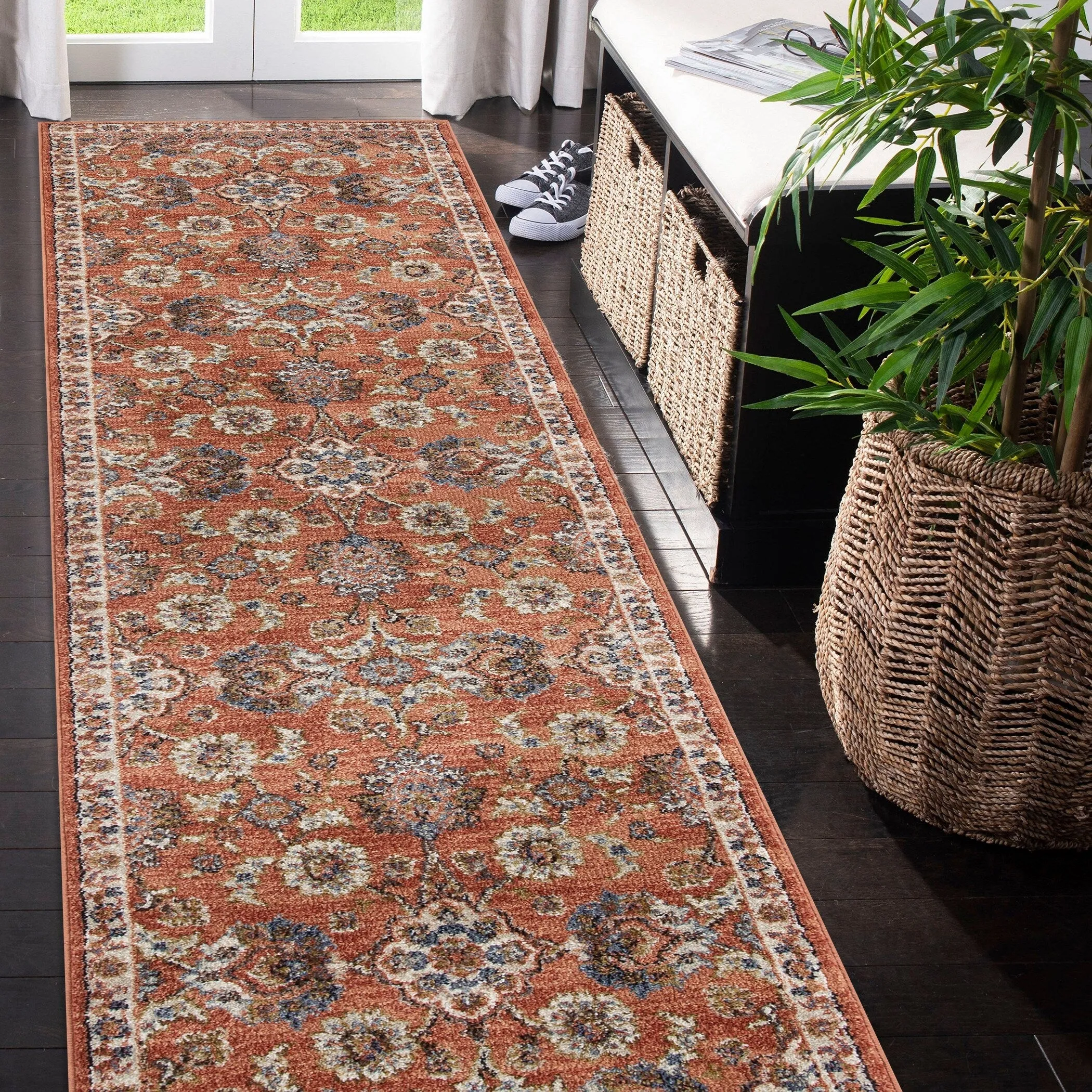 Julia Traditional Floral Area Rug