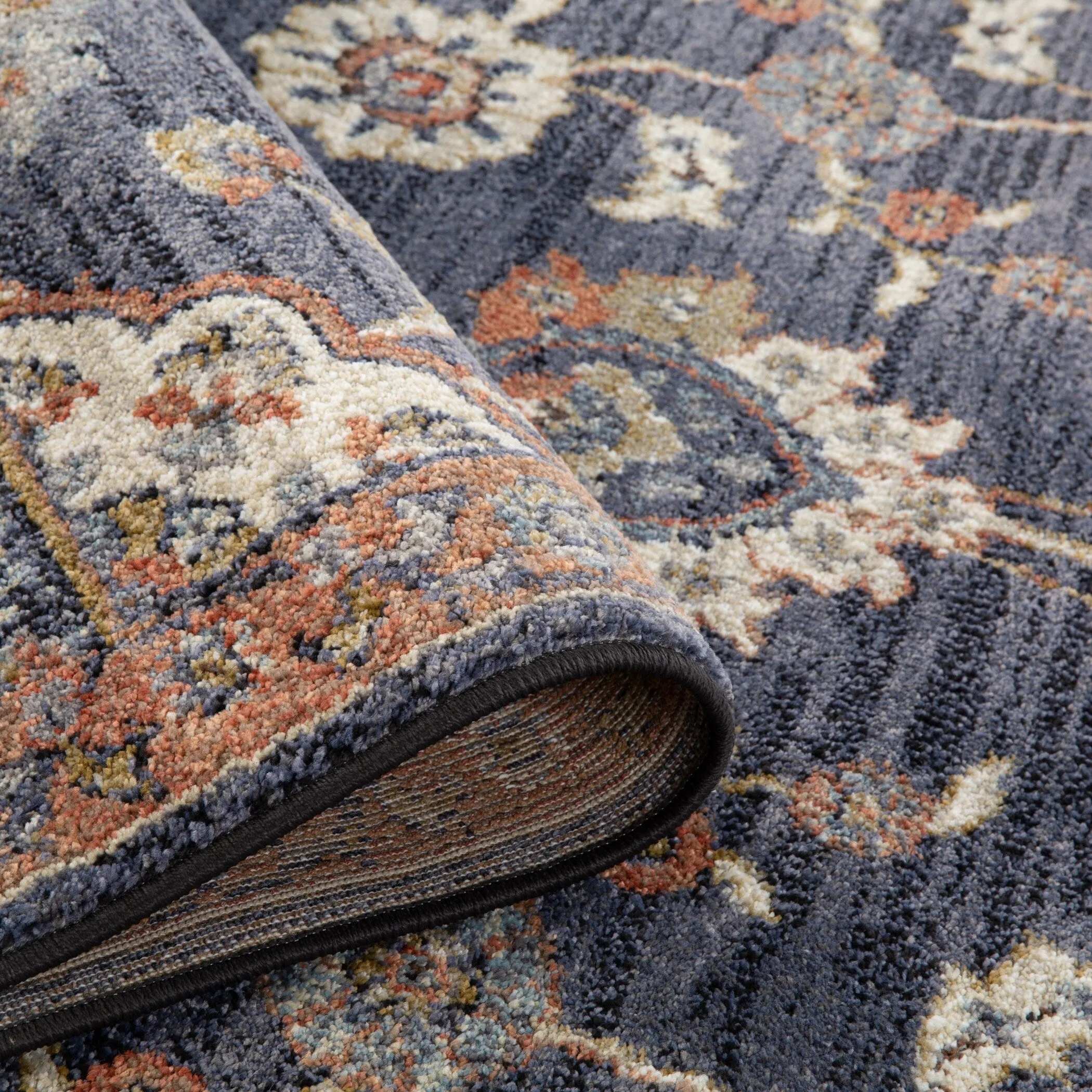 Julia Traditional Floral Area Rug