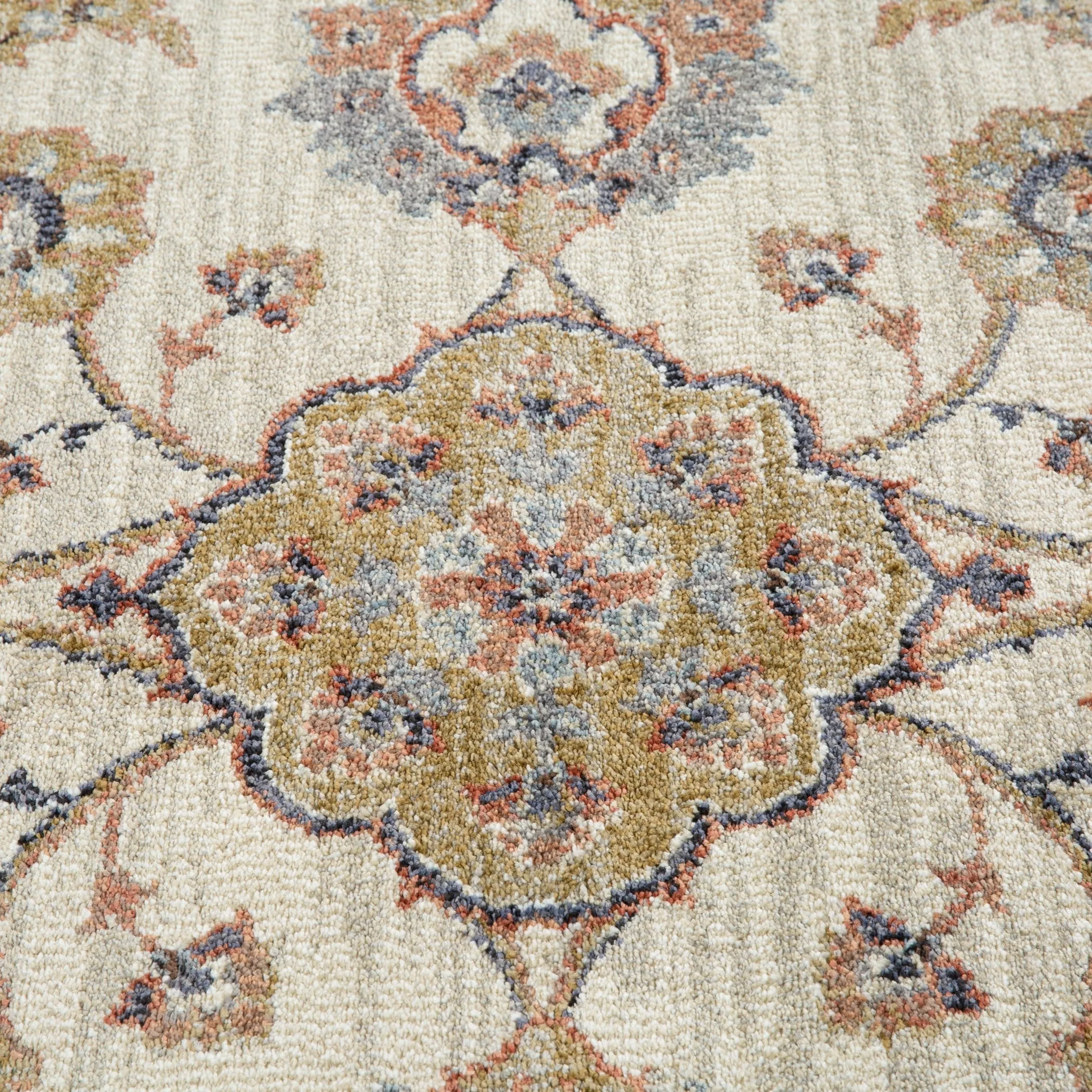 Julia Traditional Floral Area Rug
