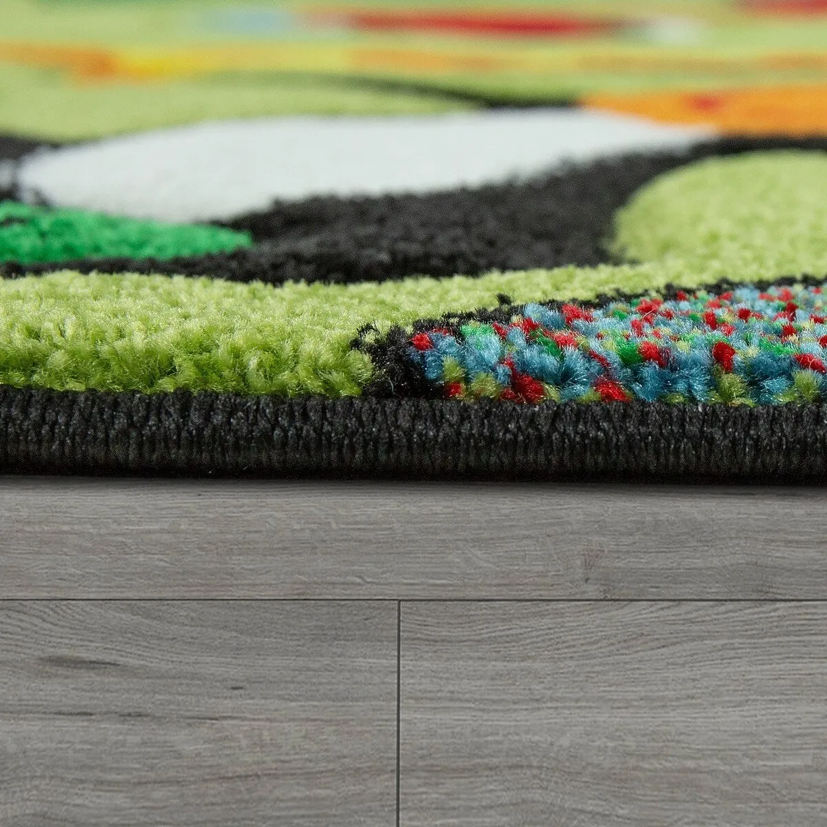 Kids Rug for childrens room with Jungle Animals in Green