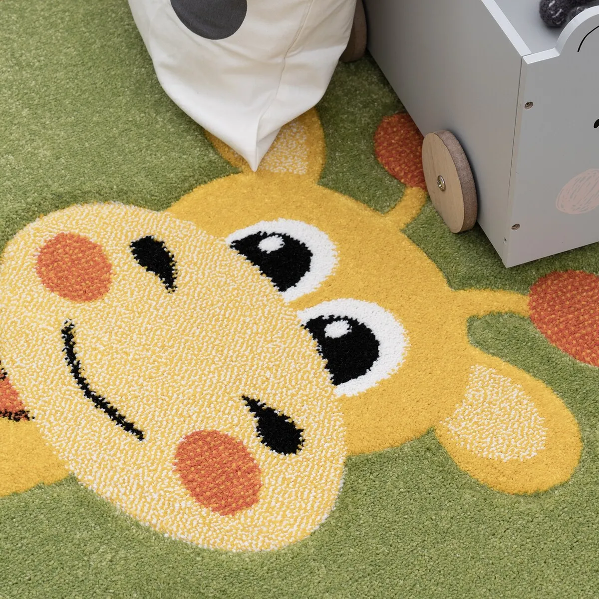 Kids Rug for childrens room with Jungle Animals in Green
