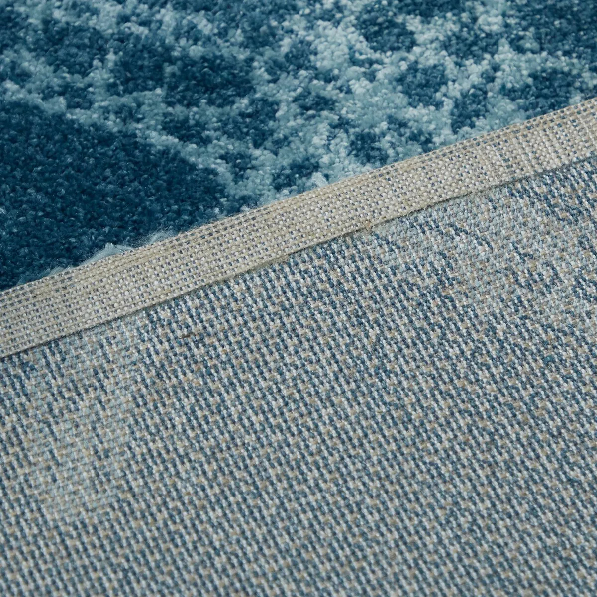 Leyton Nautical Solid Starfish Coastal Area Rug