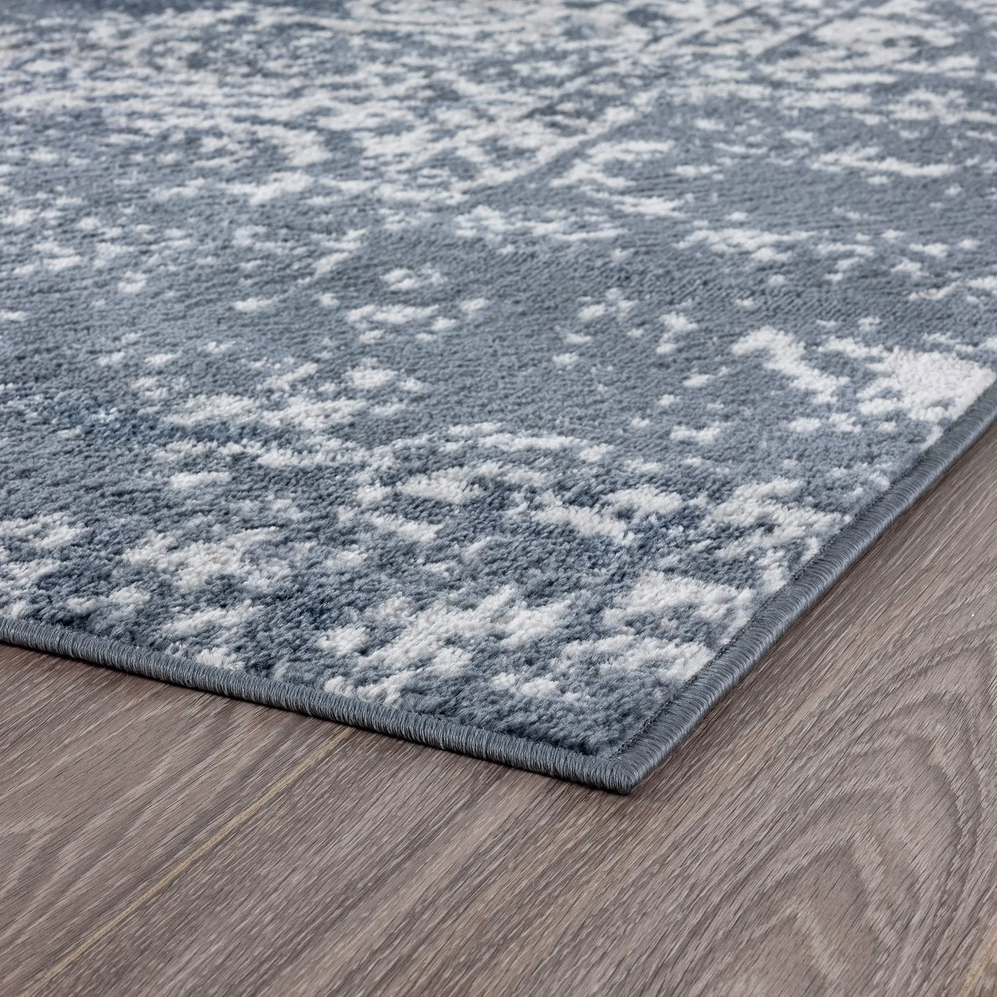 Linx Shabby Chic Medallion Indoor Area Rug