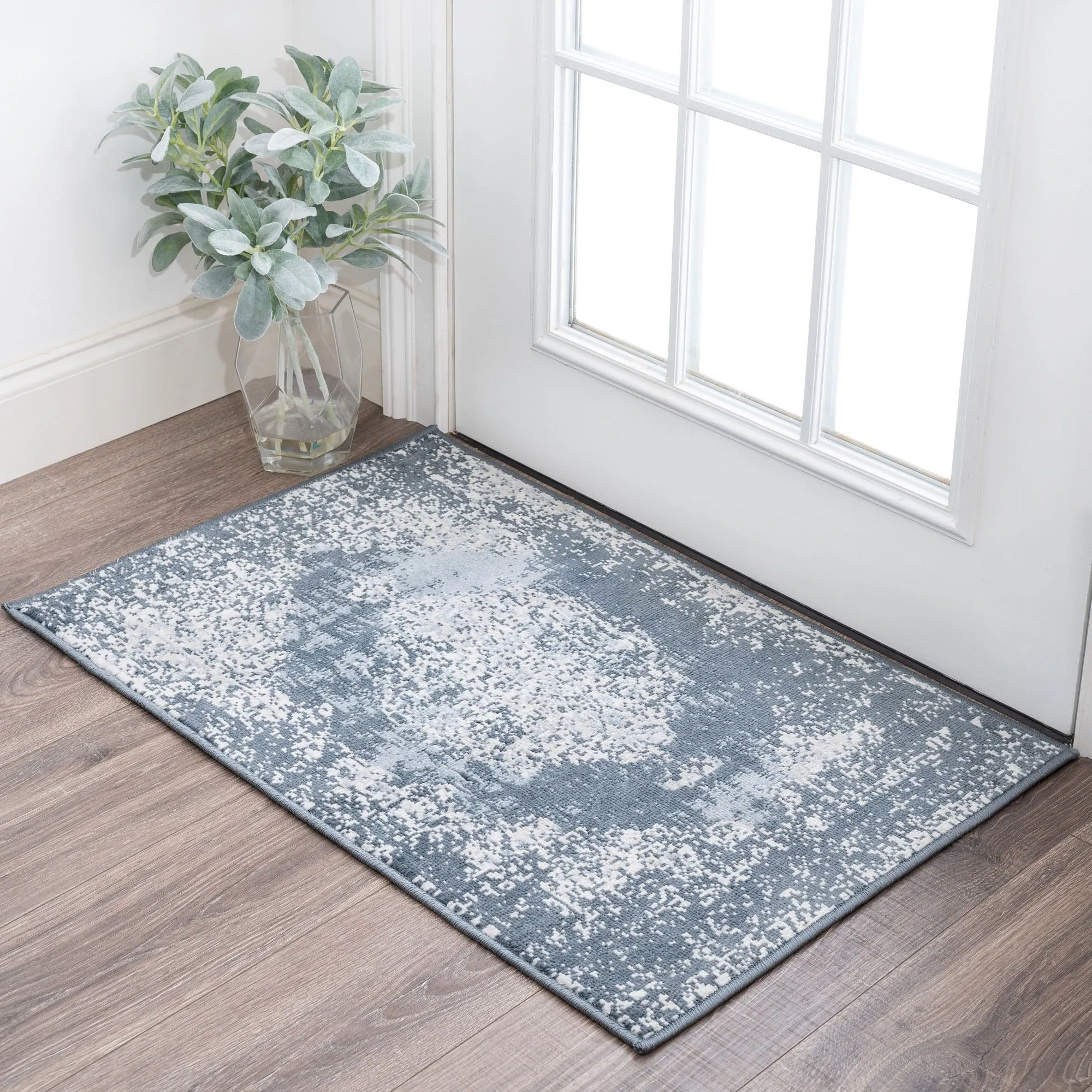 Linx Shabby Chic Medallion Indoor Area Rug
